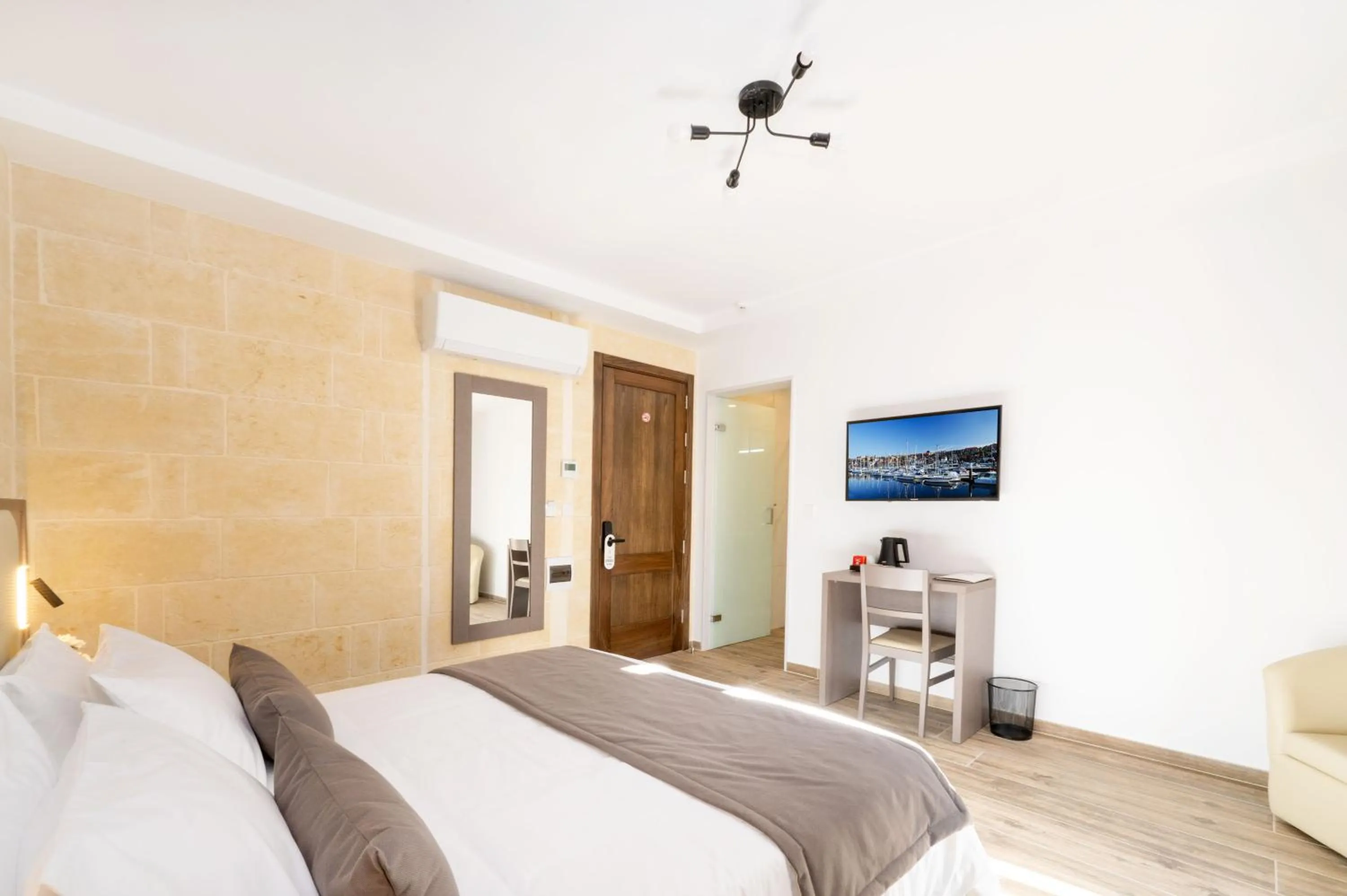 Bedroom, Bed in C4 Retreats Gozo