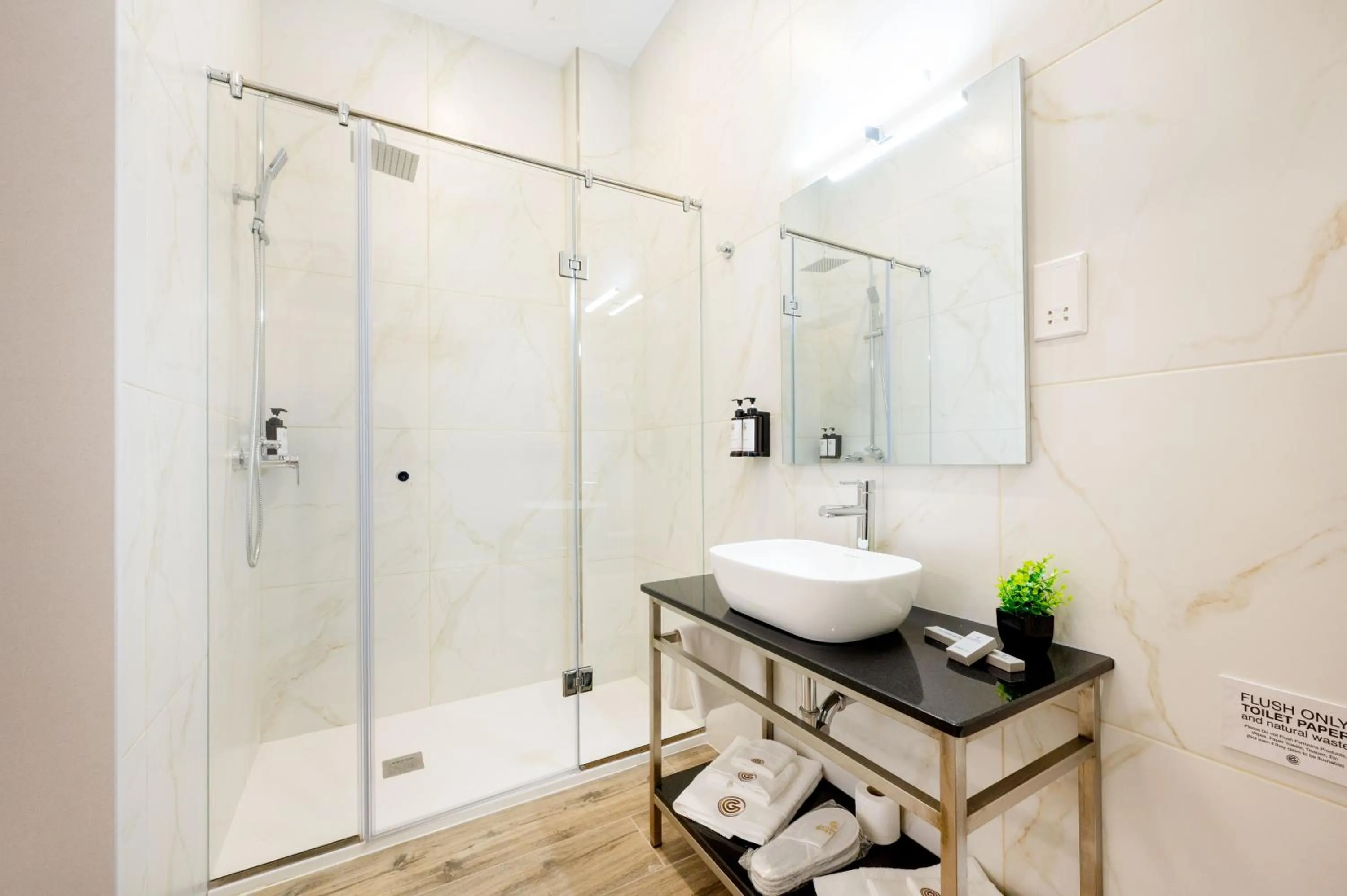 Bathroom in C4 Retreats Gozo