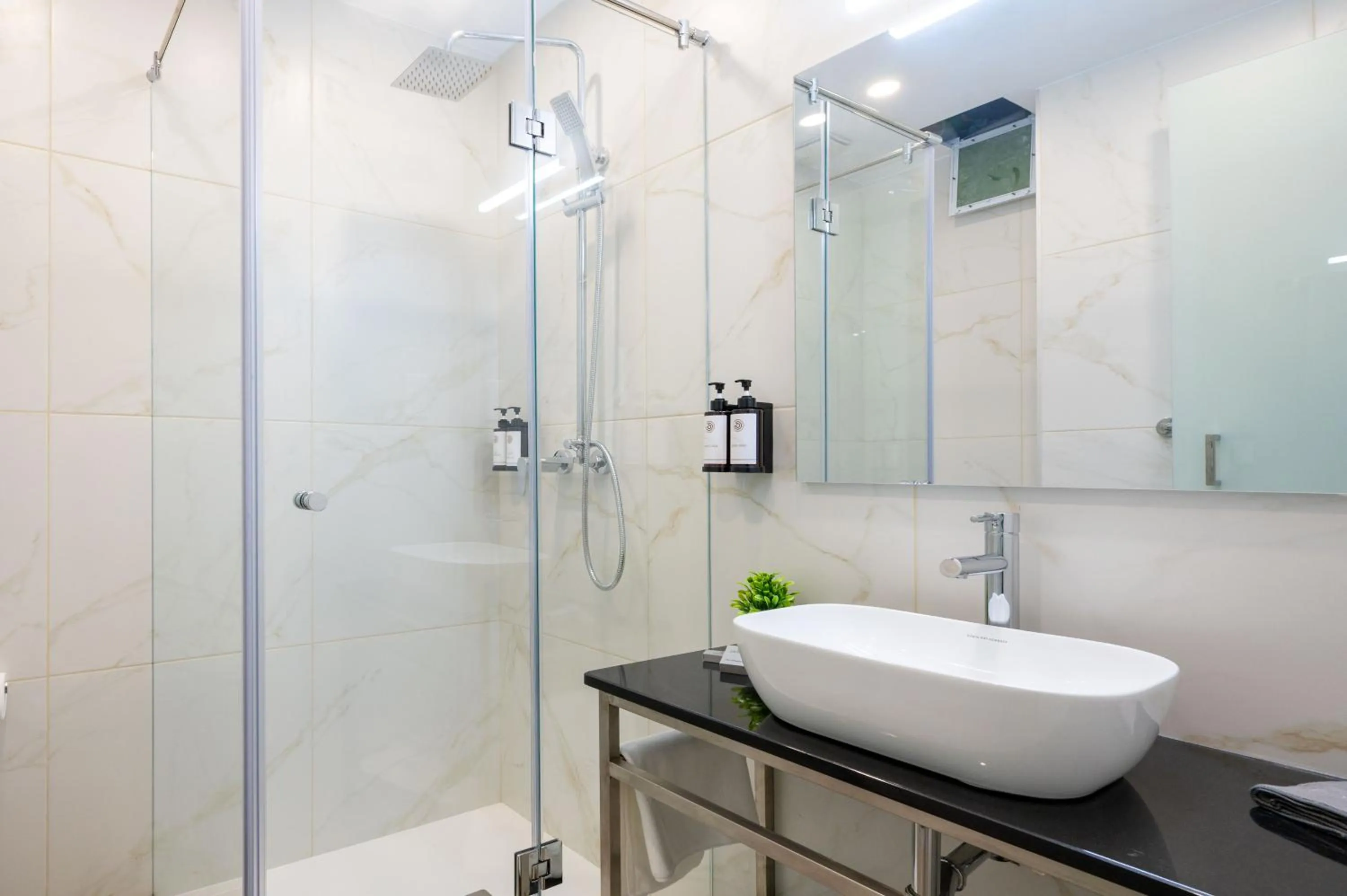 Bathroom in C4 Retreats Gozo