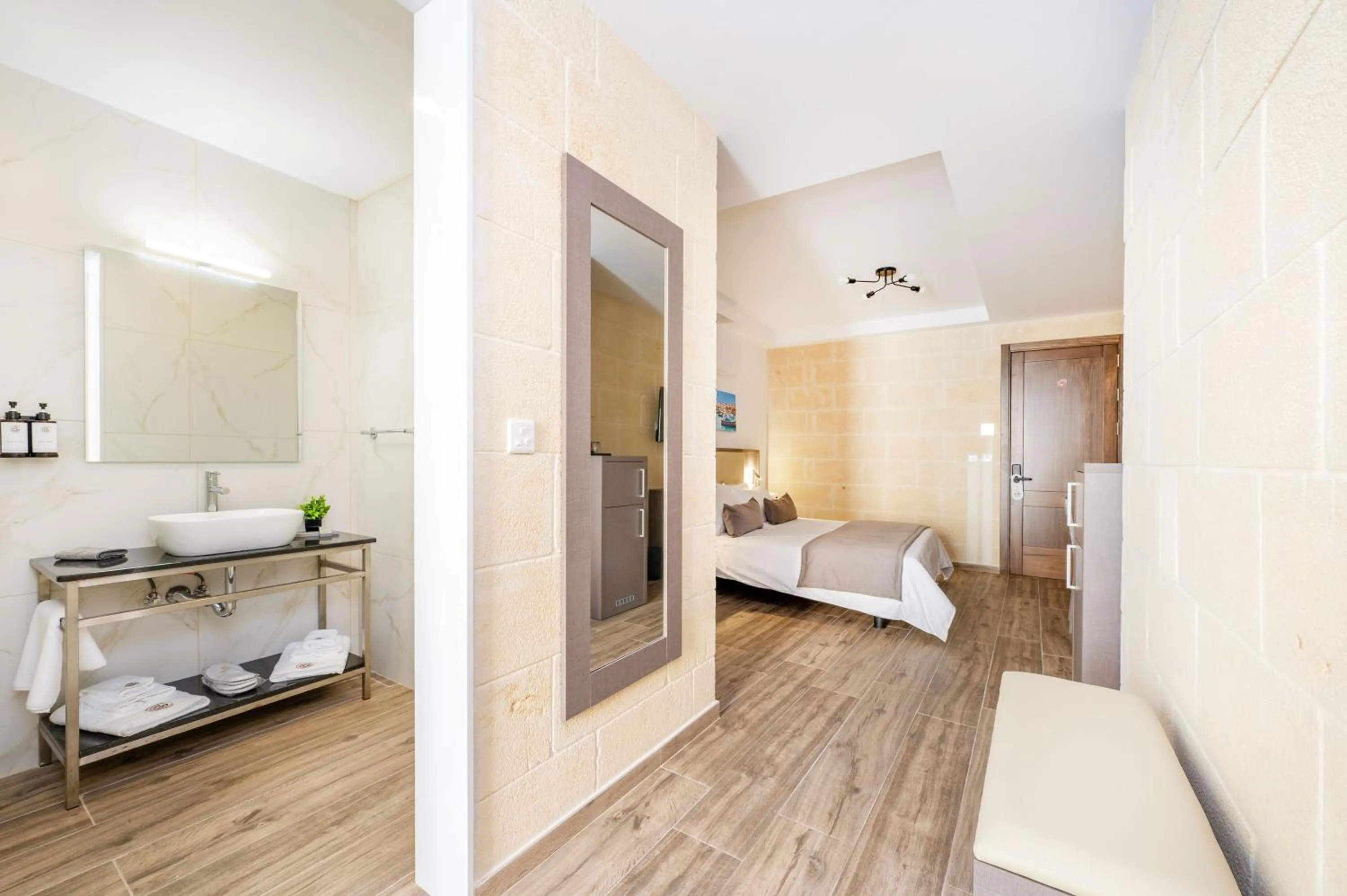 Bedroom, Bed in C4 Retreats Gozo