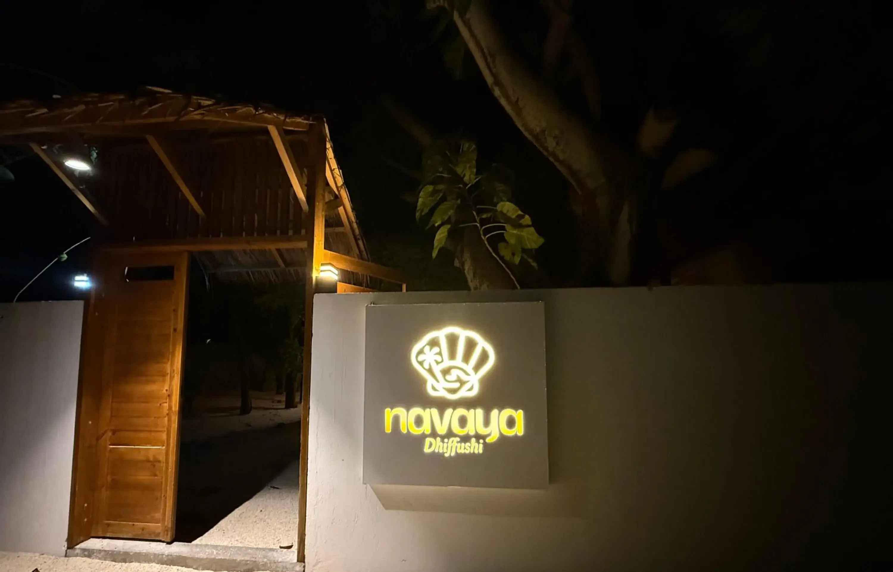 Property building in Navaya Dhiffushi Property building in Navaya Dhiffushi