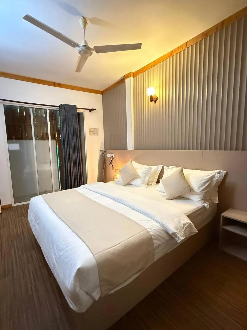 Bed in Navaya Dhiffushi