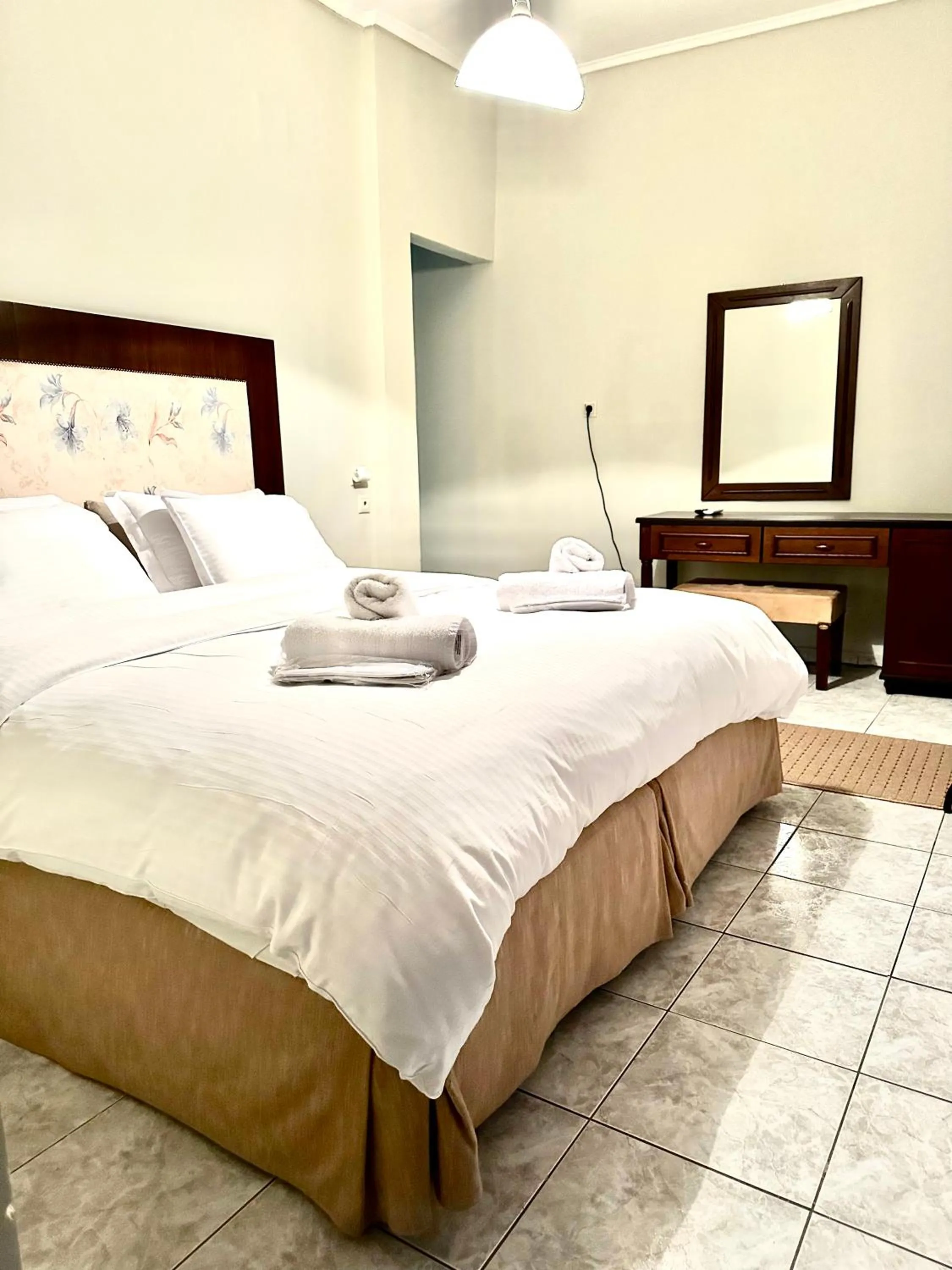 Bed in ESPERIA Drama HOTEL