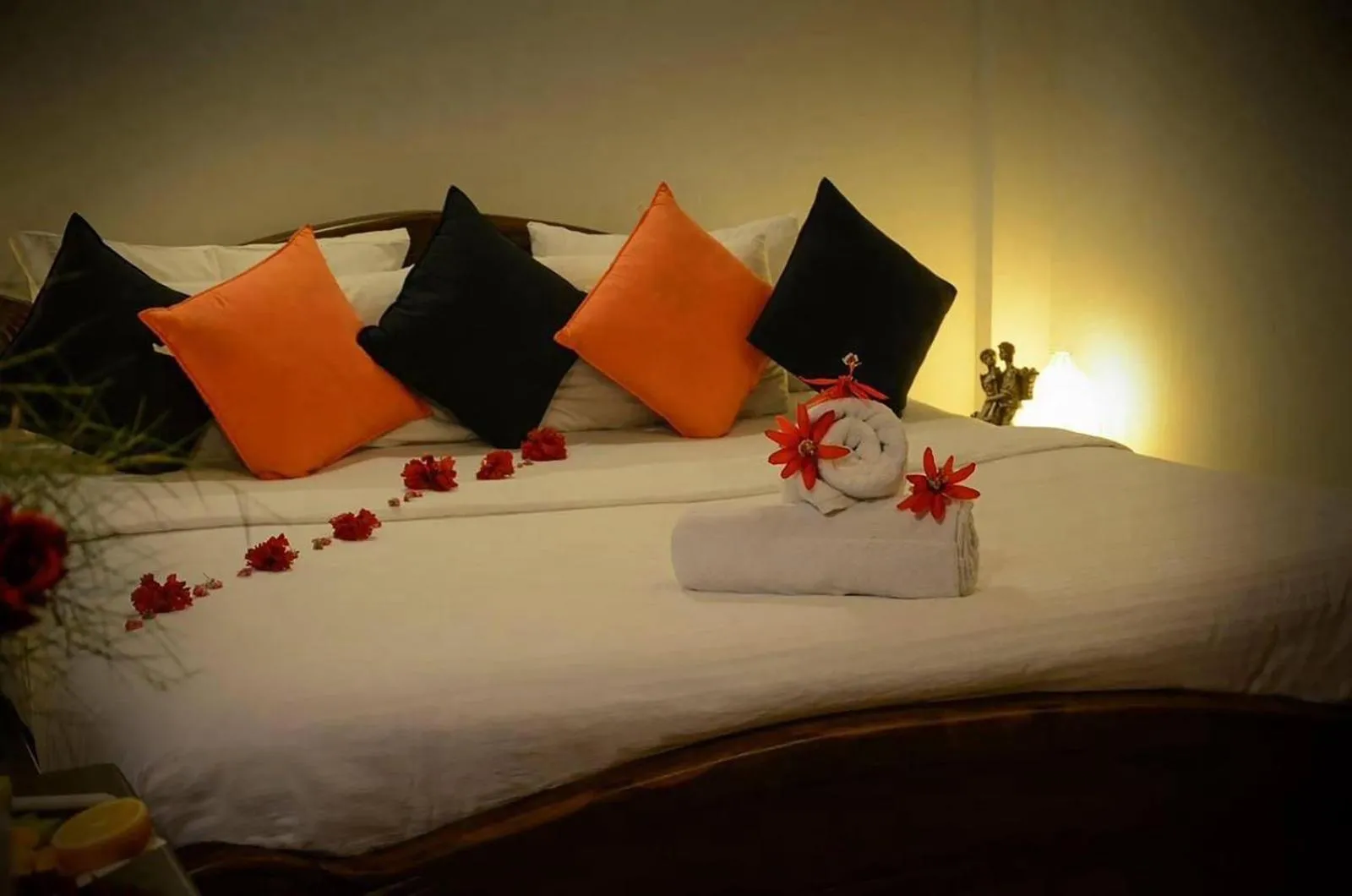 Double Room with Garden View in The Kings Villa