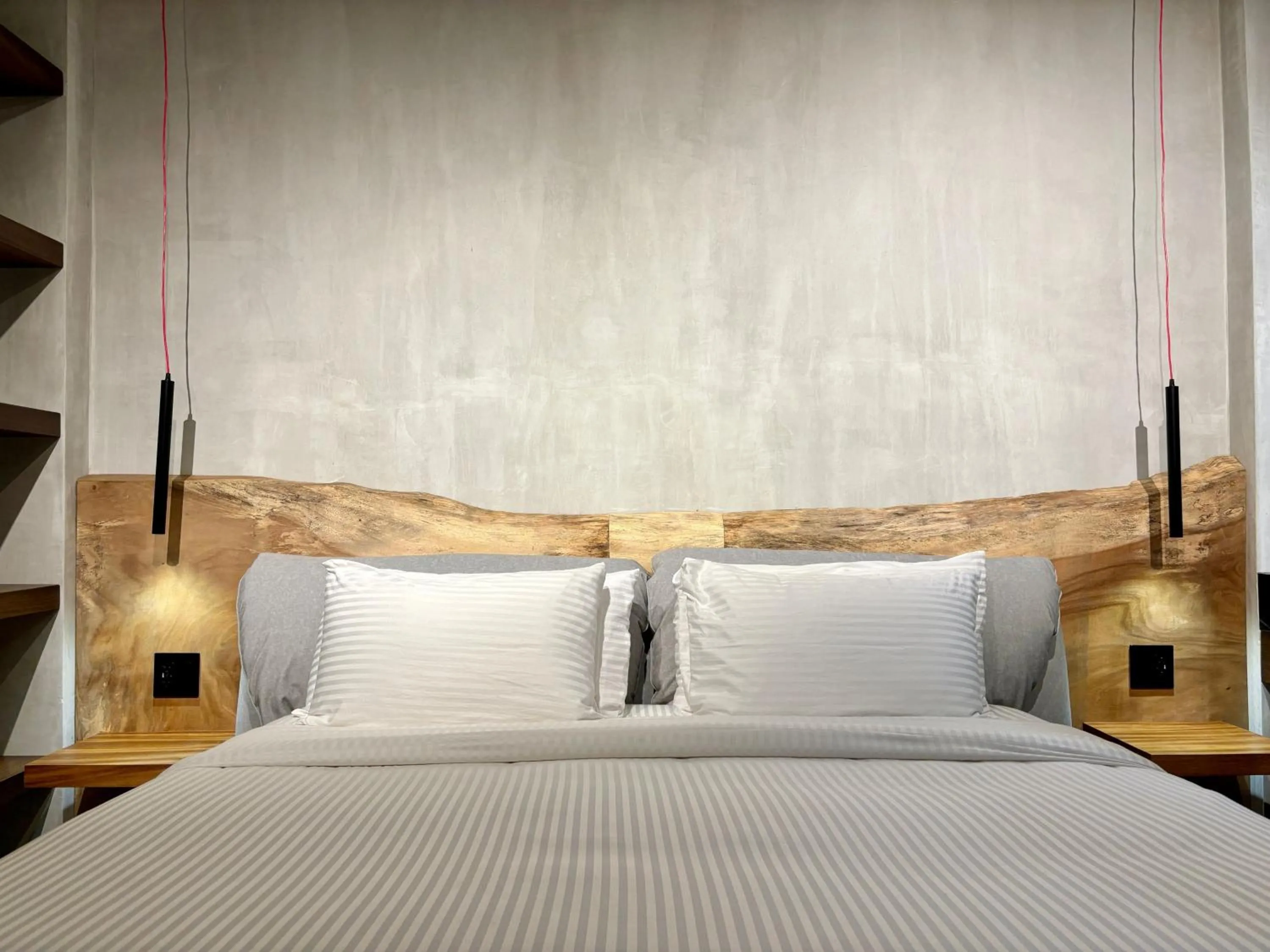 Bed in Blooma Boutique Hotel