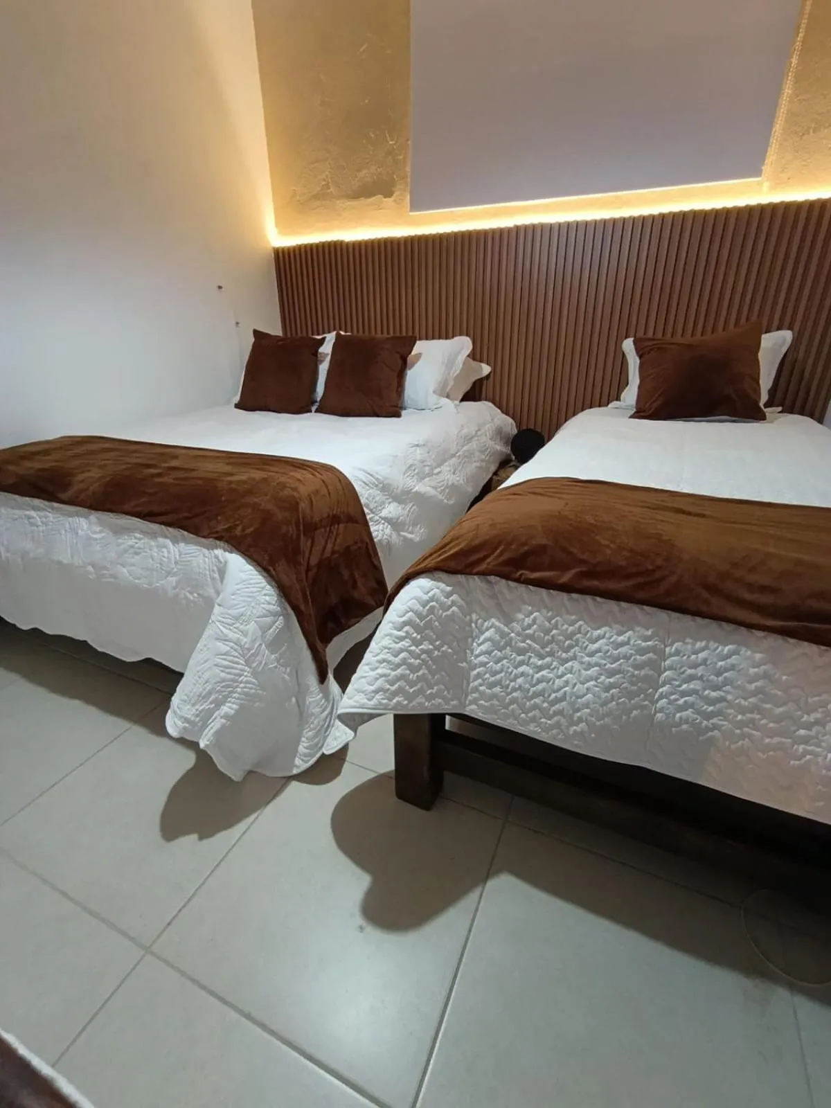 Property building, Bed in La Toscana Hostel