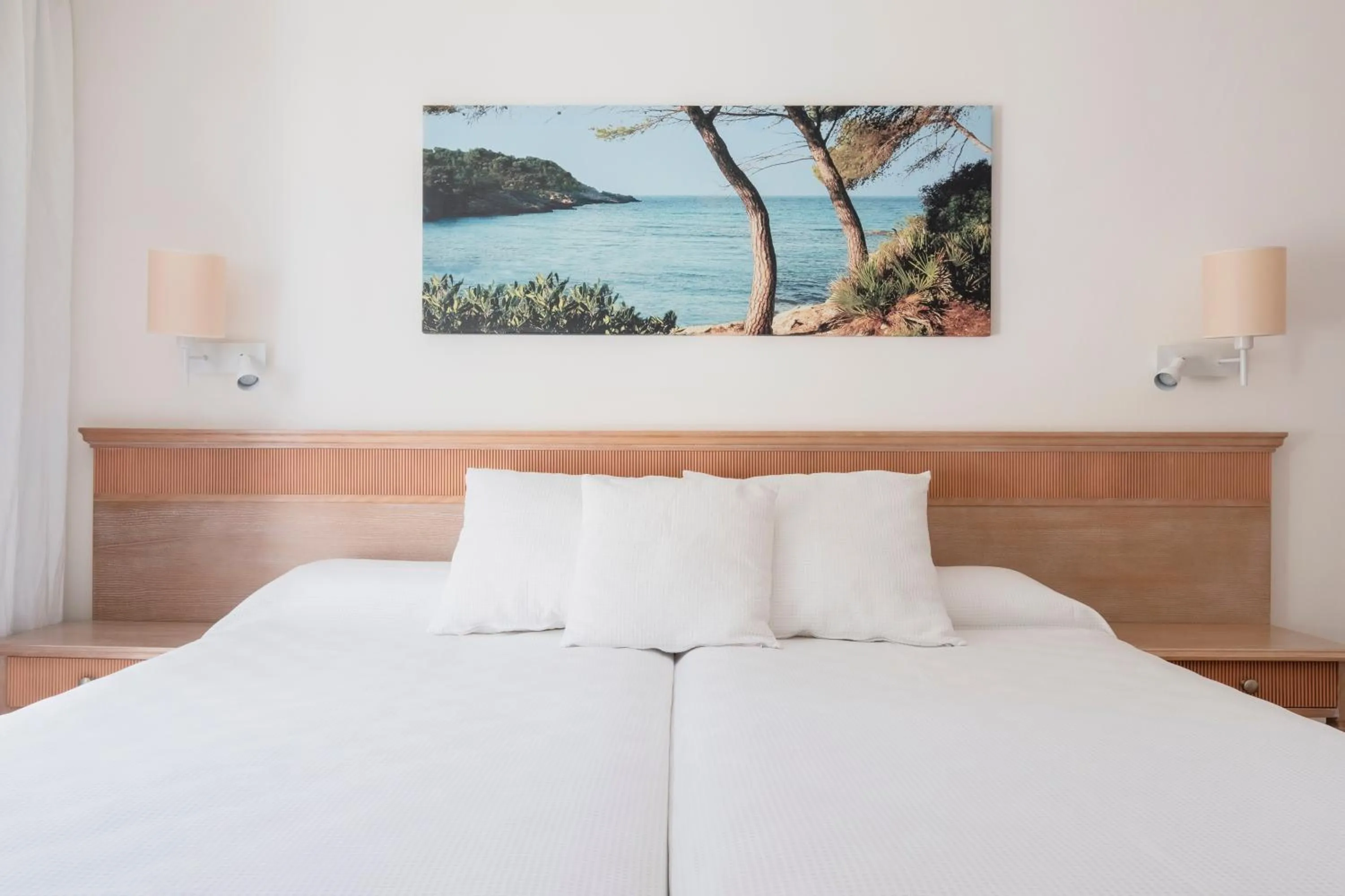 Bedroom in Iberostar Waves Club Cala Barca All Inclusive