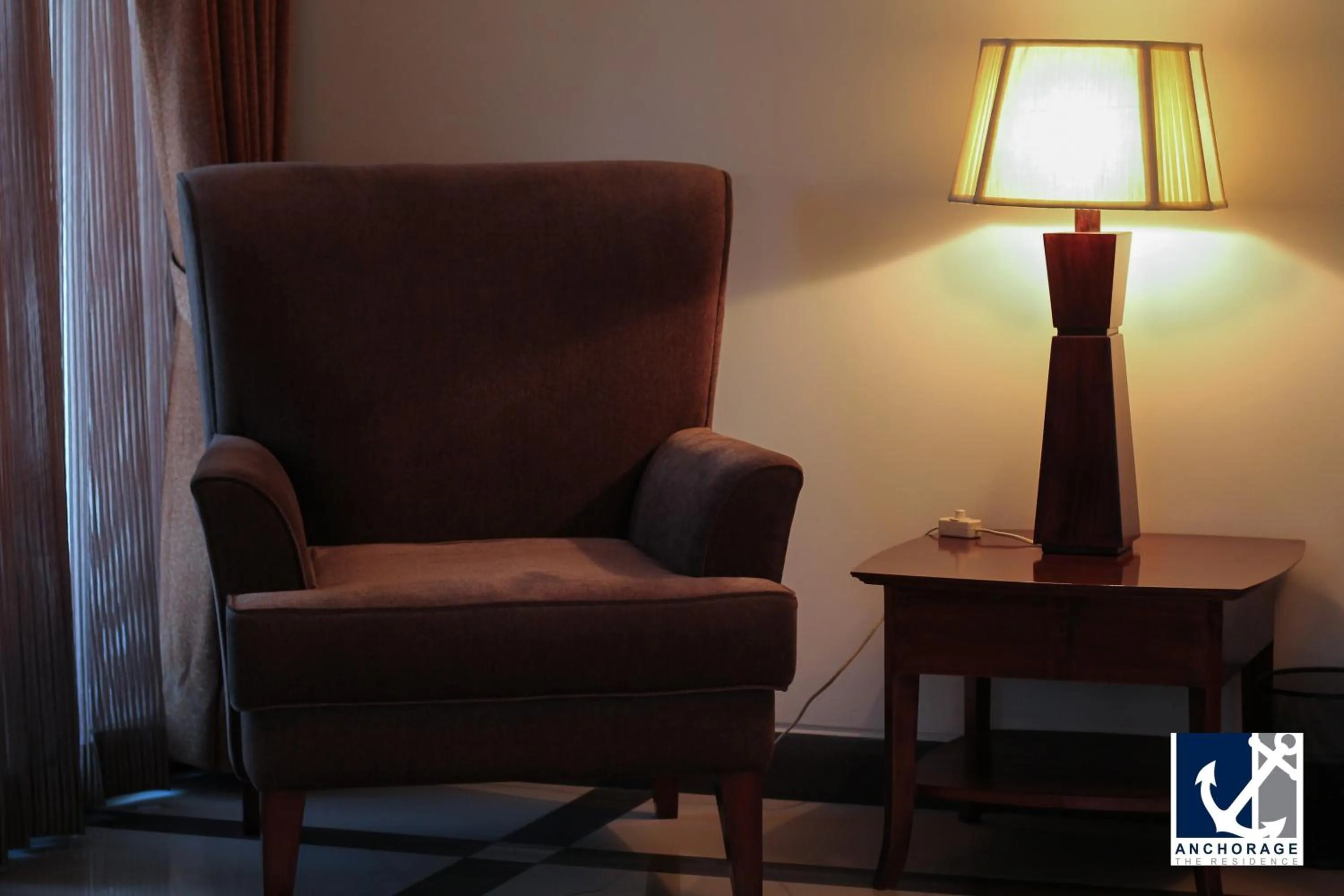 Seating area in Anchorage The Residence