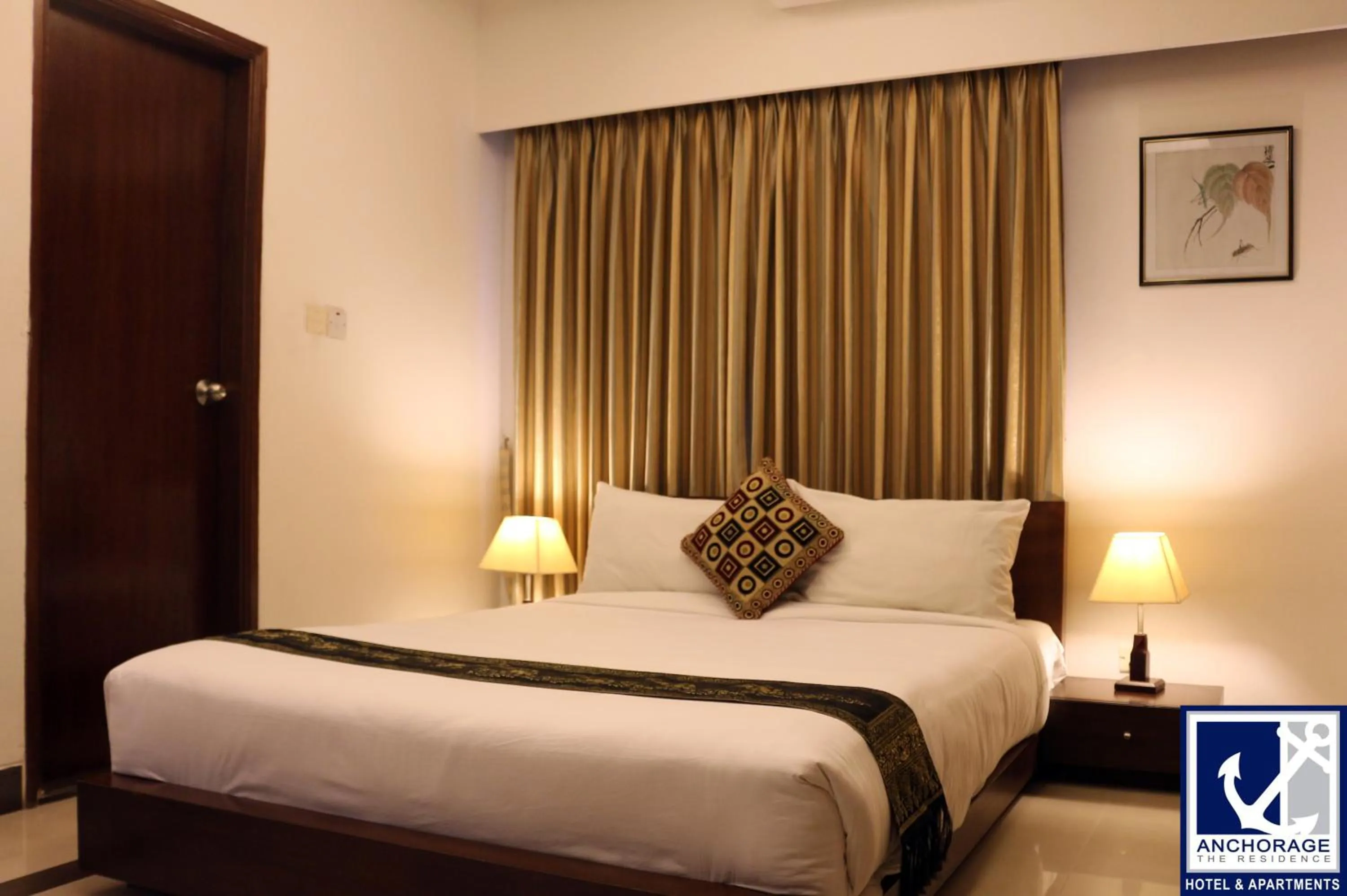 Bed in Anchorage The Residence