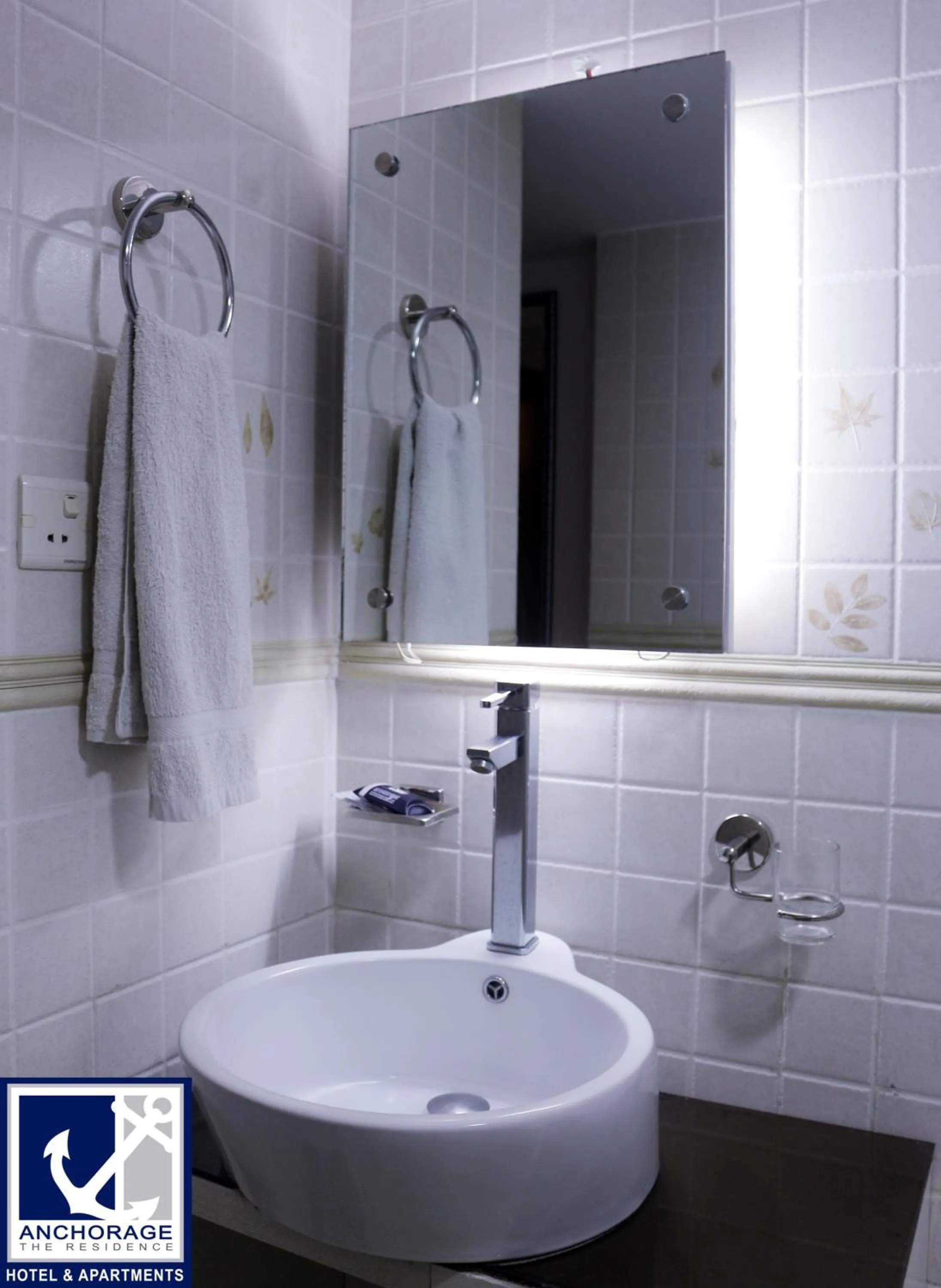 Bathroom in Anchorage The Residence