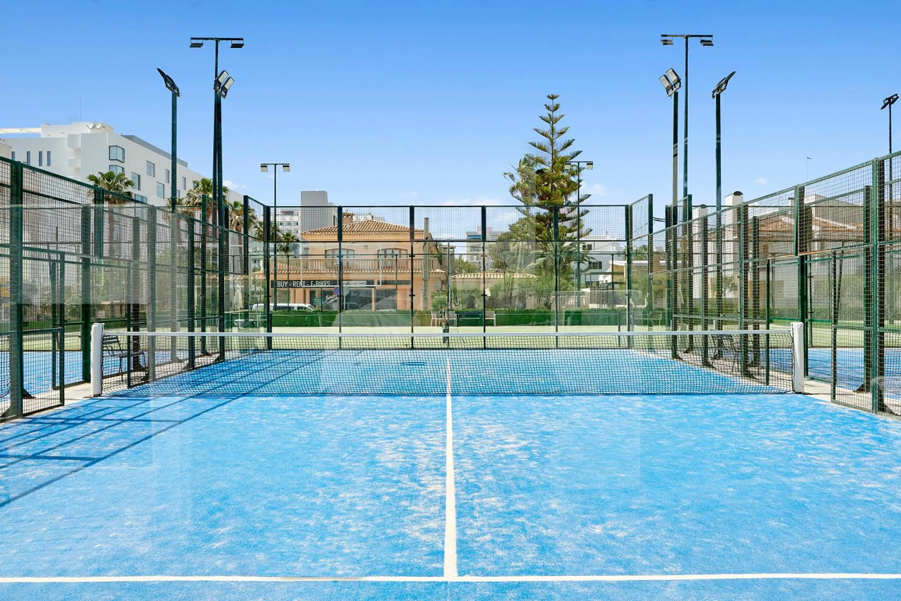 Tennis court in Iberostar Waves Cristina