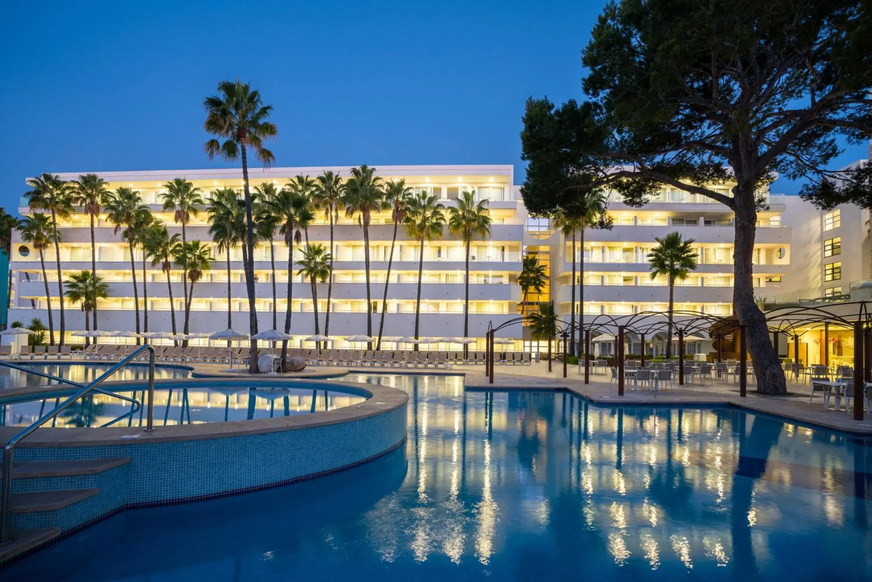 Property building, Swimming Pool in Iberostar Cristina Property building, Swimming Pool in Iberostar Cristina