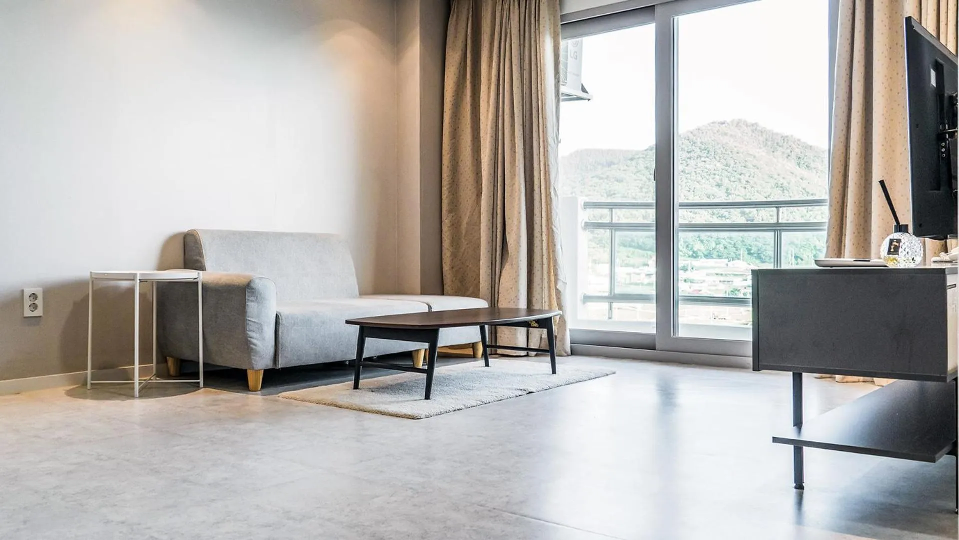 Living room in Namhae Sports Park Hotel