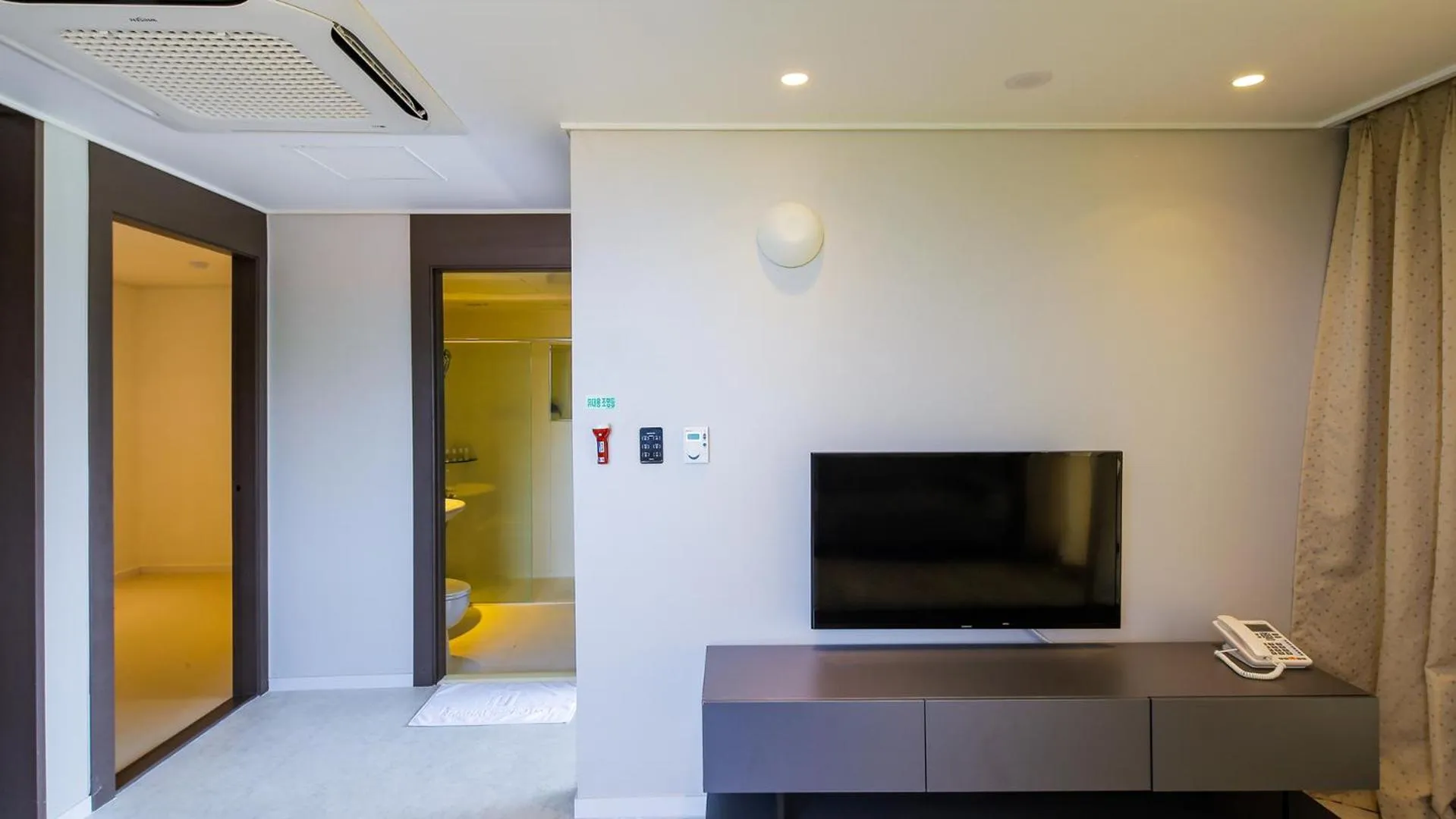 Area and facilities in Namhae Sports Park Hotel