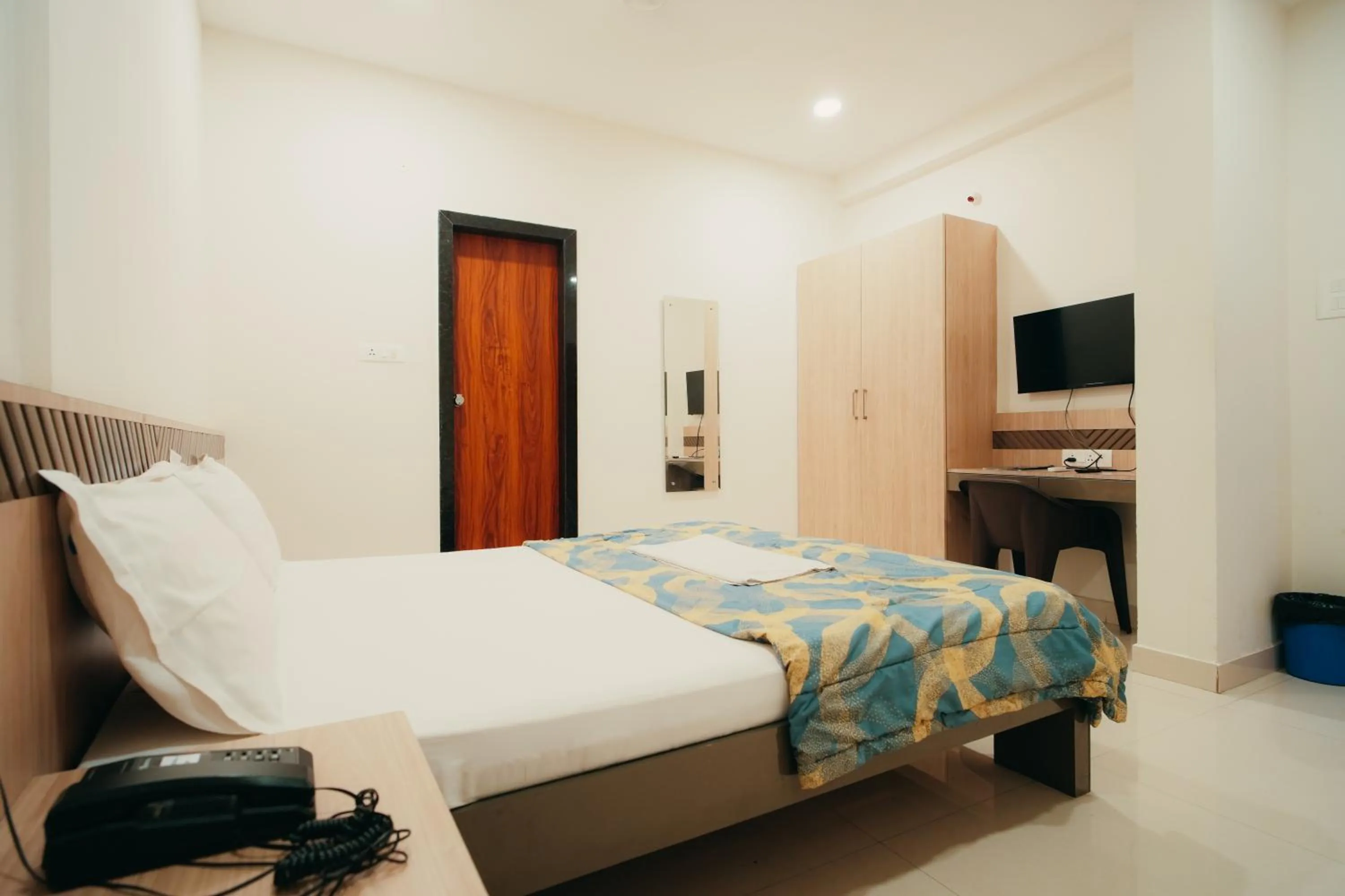 Bed in Embassy Suites