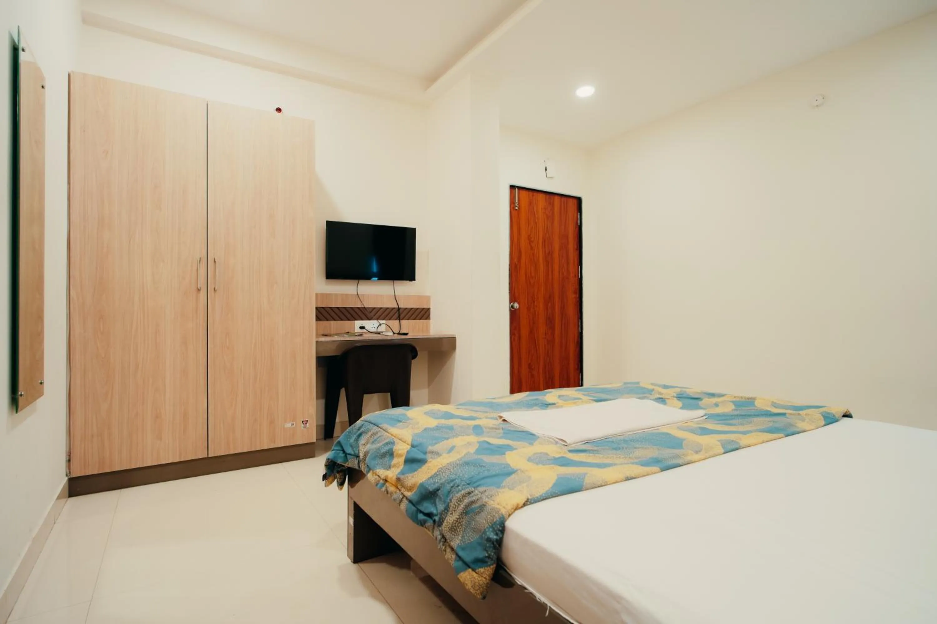 Bed in Embassy Suites