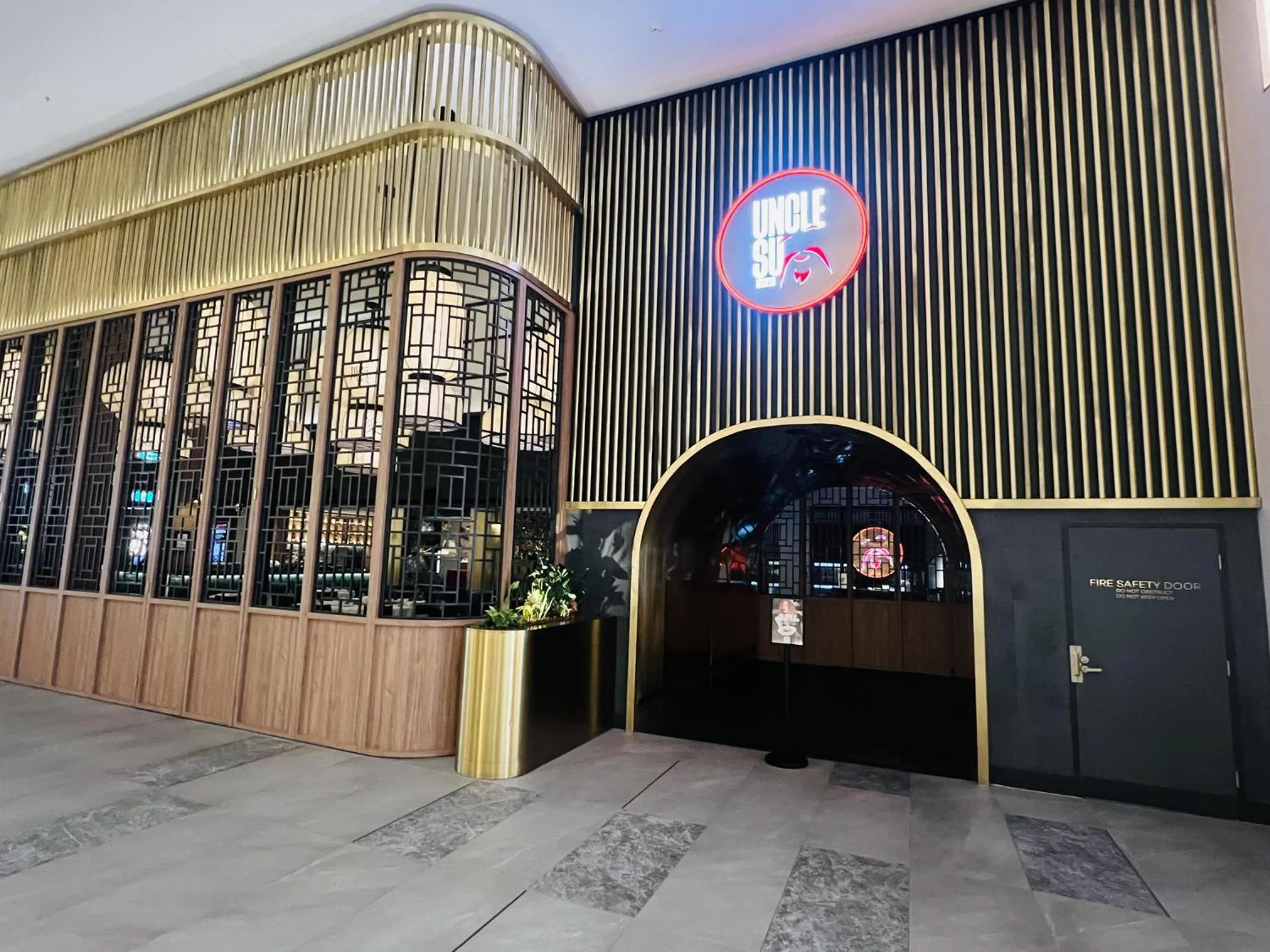 La Jolla Holiday Broadbeach