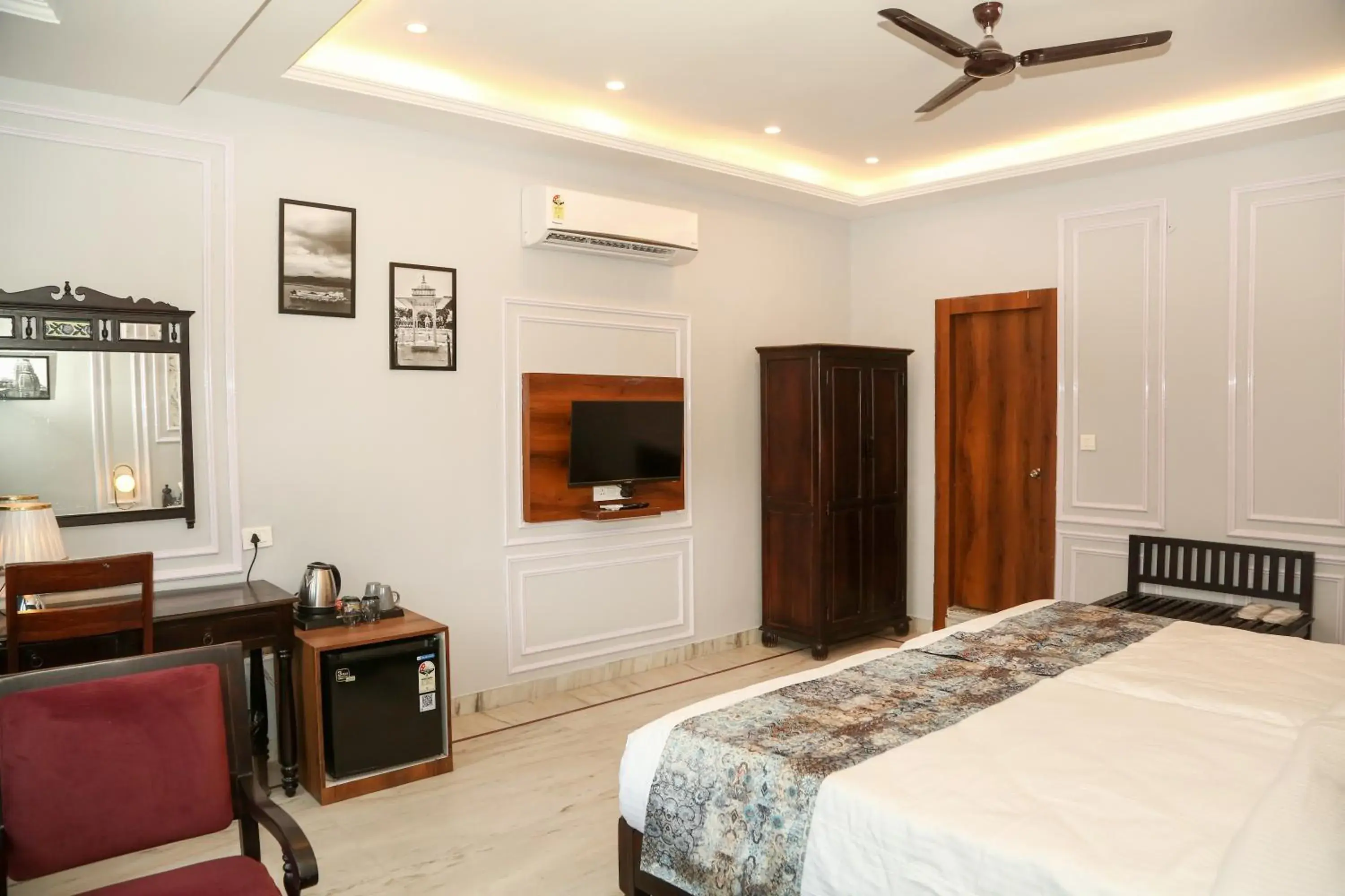 Bed in The Crescent Bed in The Crescent