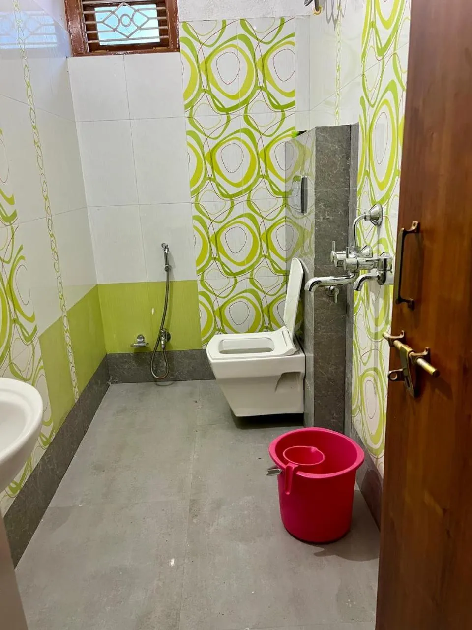 Shower in Om Kashi Villa