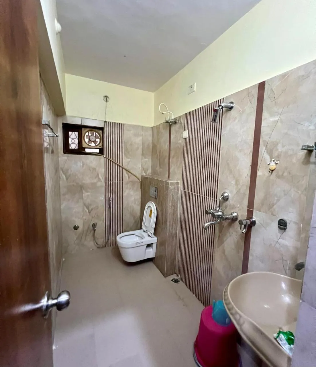 Shower in Om Kashi Villa