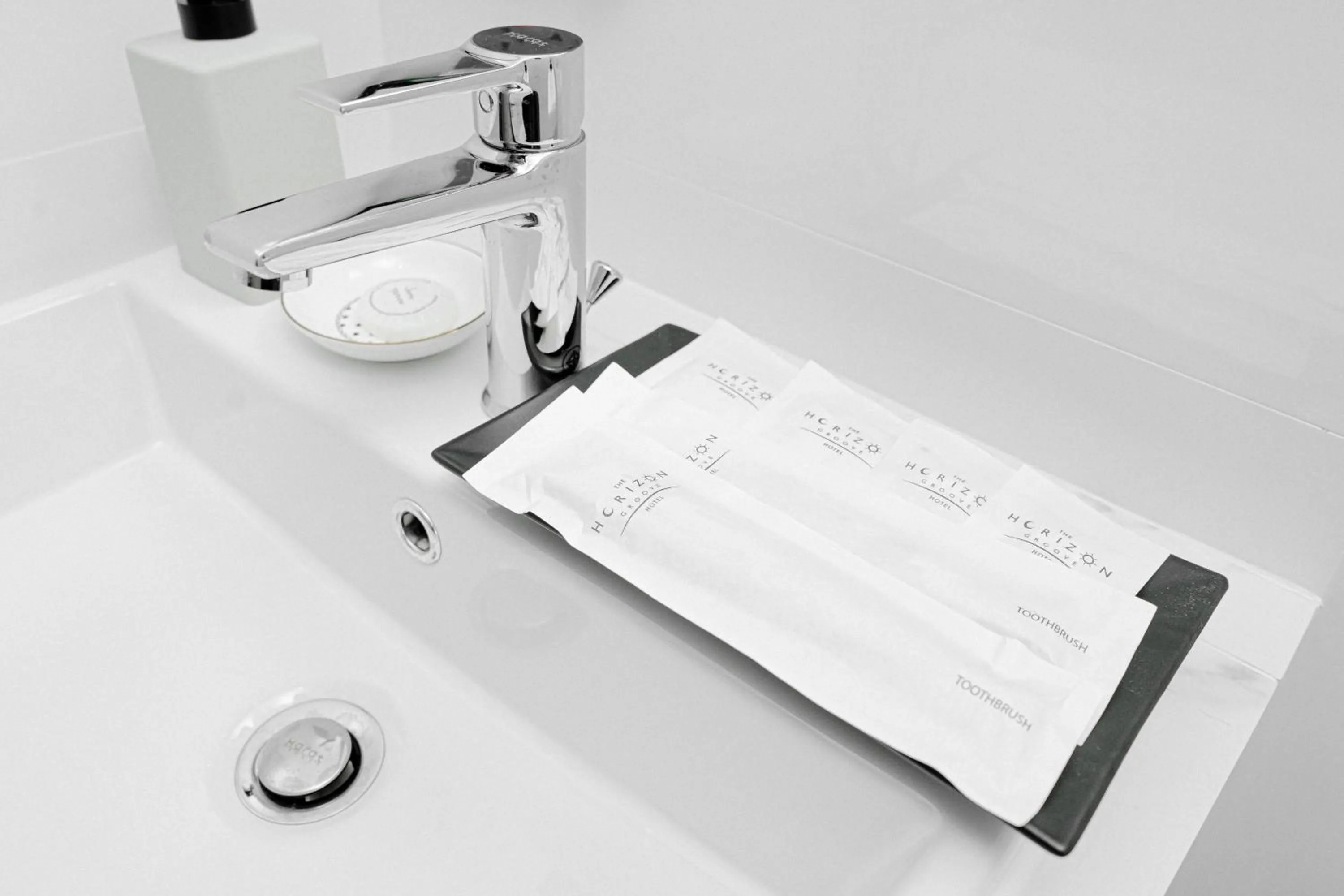 Bathroom in The Horizon Groove Hotel