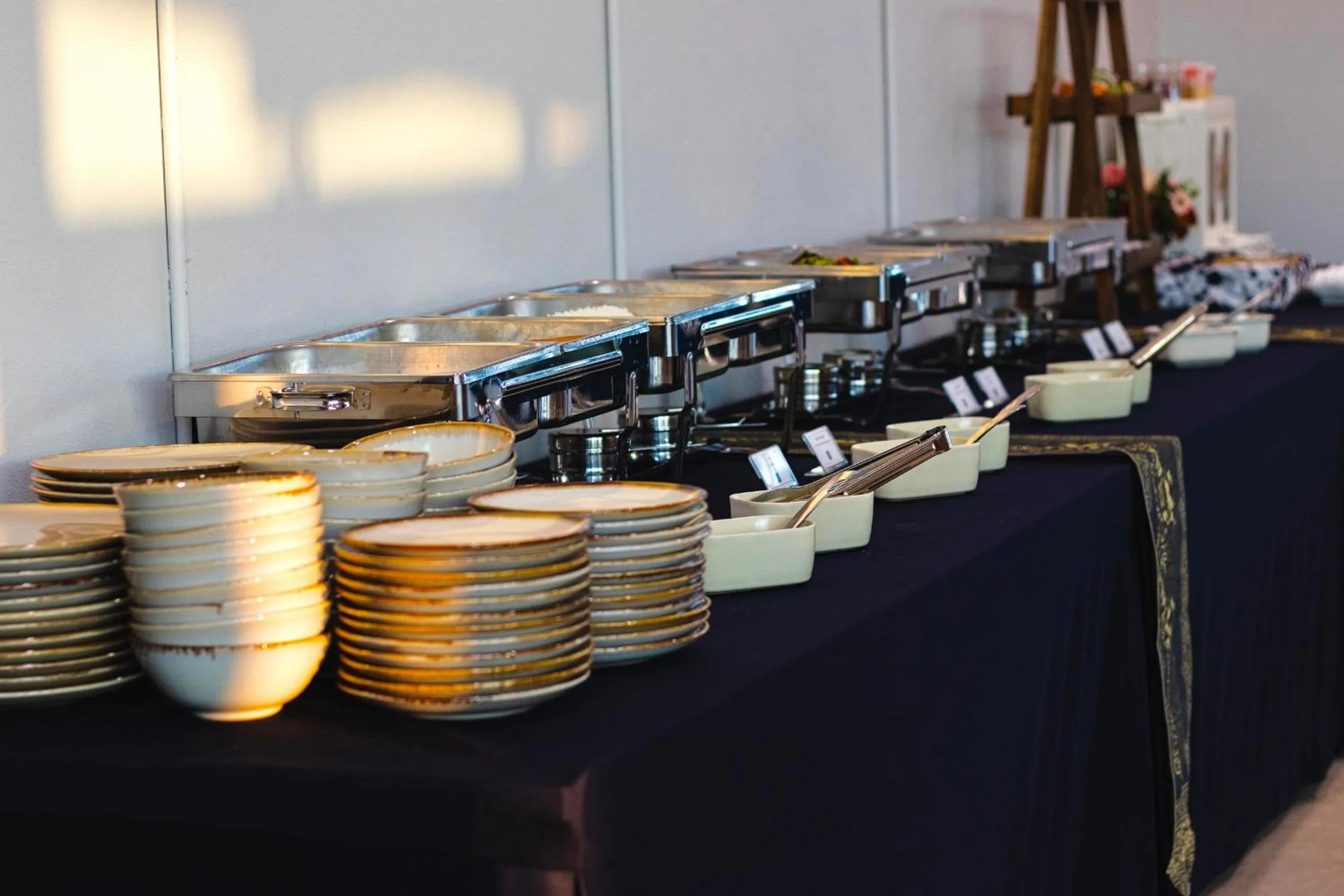 Kitchen or kitchenette in The Horizon Groove Hotel