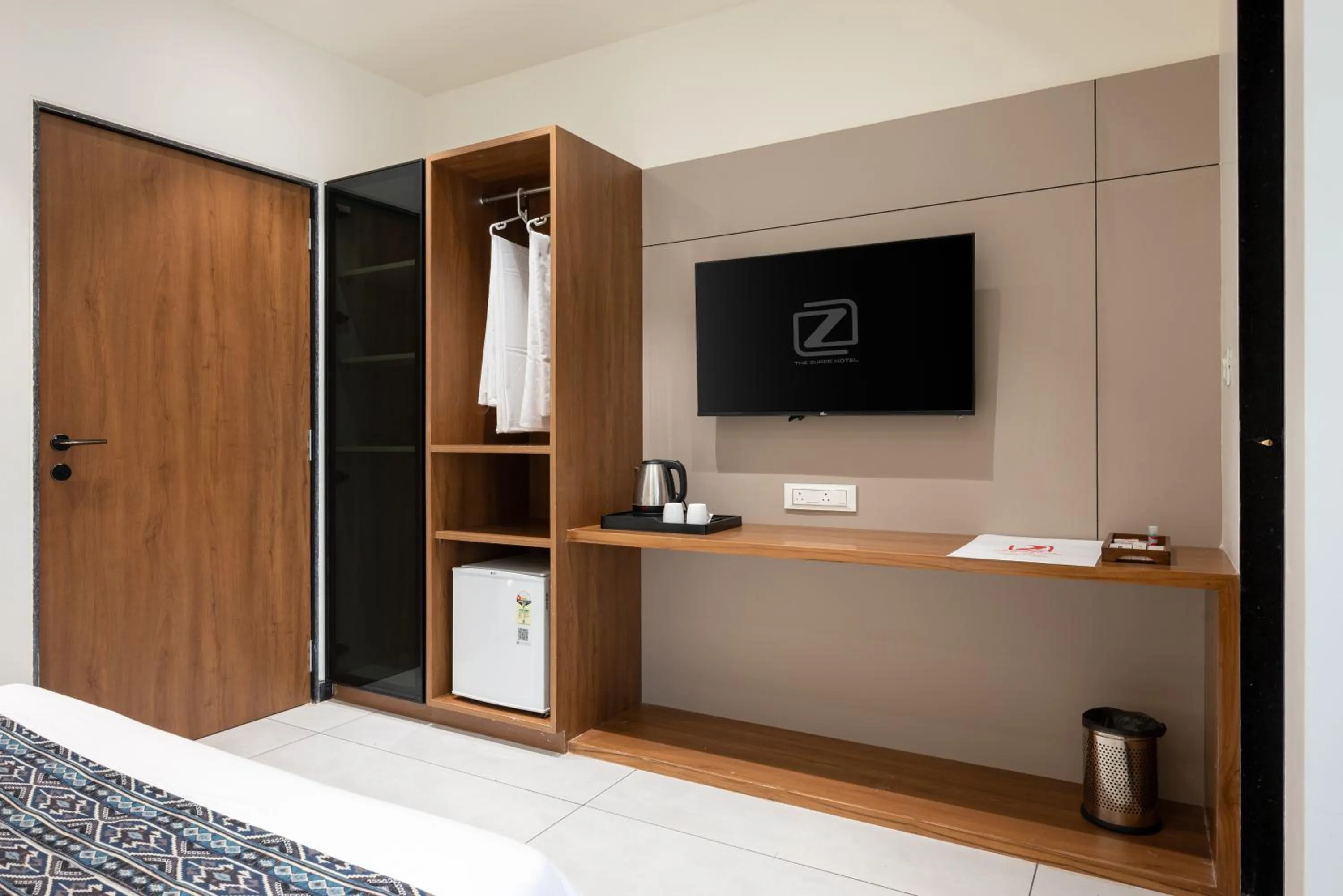 TV and multimedia in The Zuree Hotel