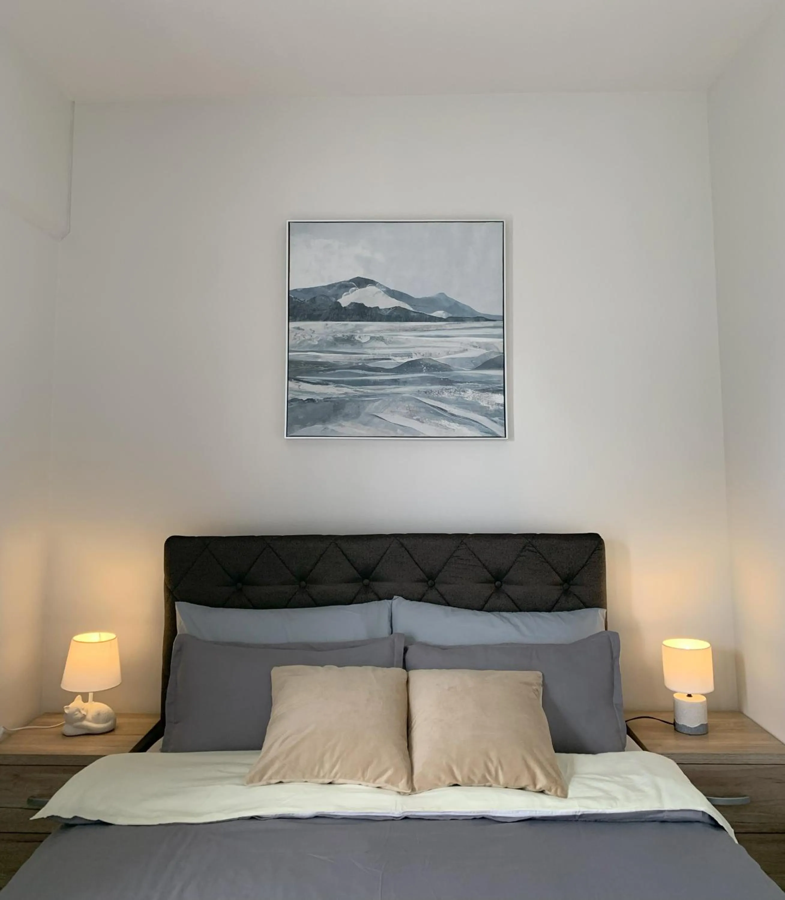 Bedroom, Bed in SAL'S Oceancrest Suite