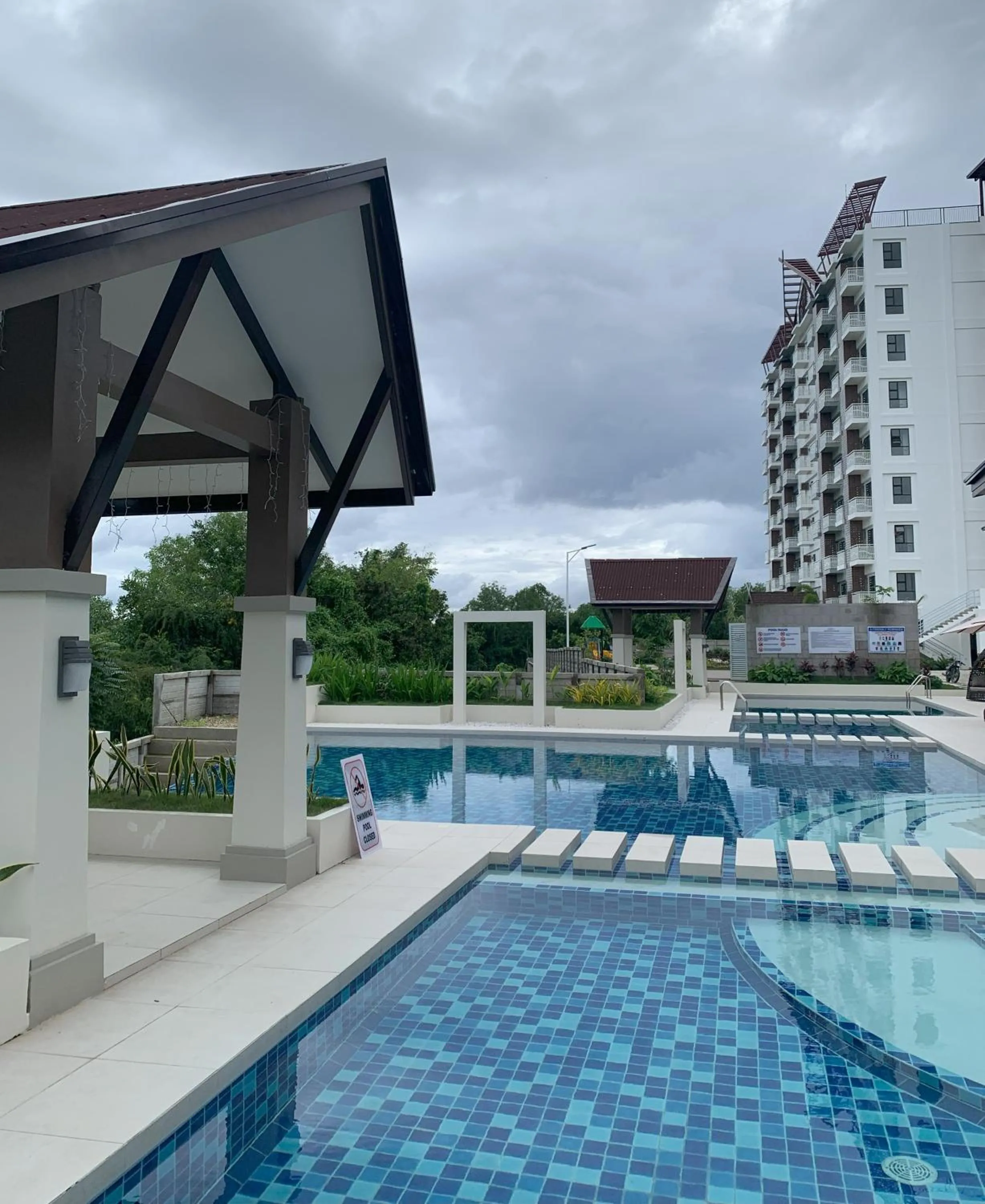 Swimming pool in SAL'S Oceancrest Suite