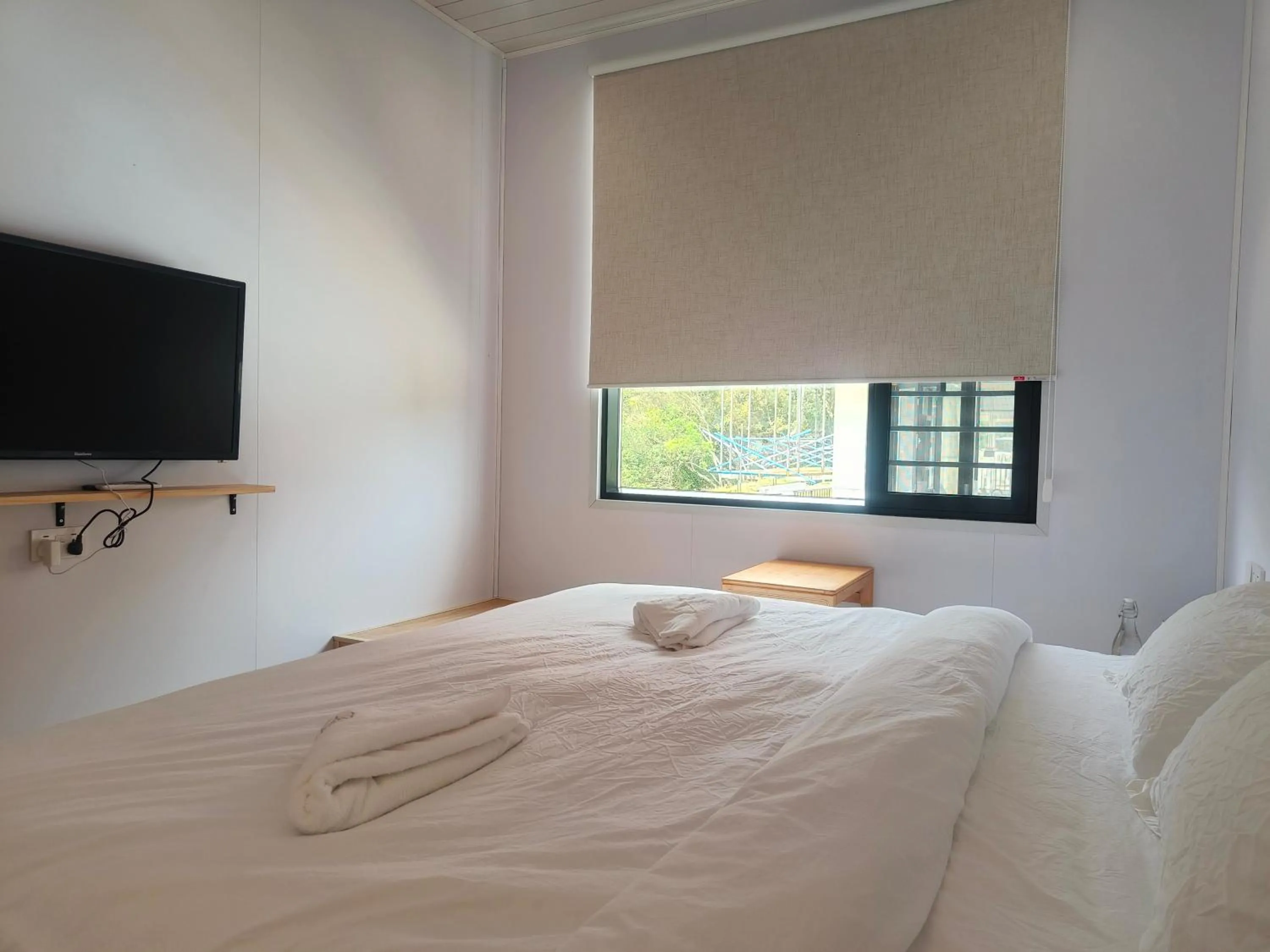 Bed in The Pampines Villa, Mount Kinabalu