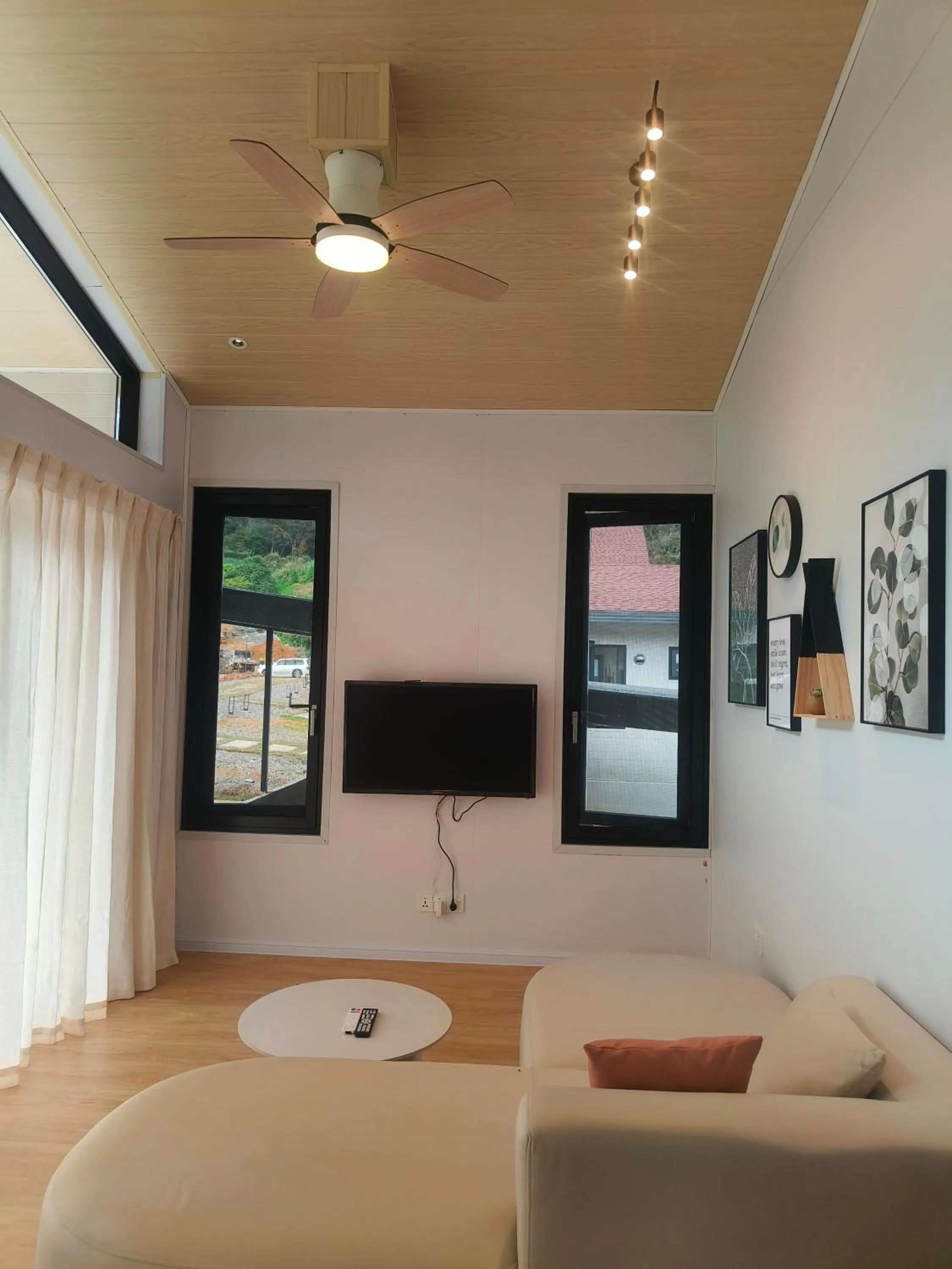 Bed in The Pampines Villa, Mount Kinabalu
