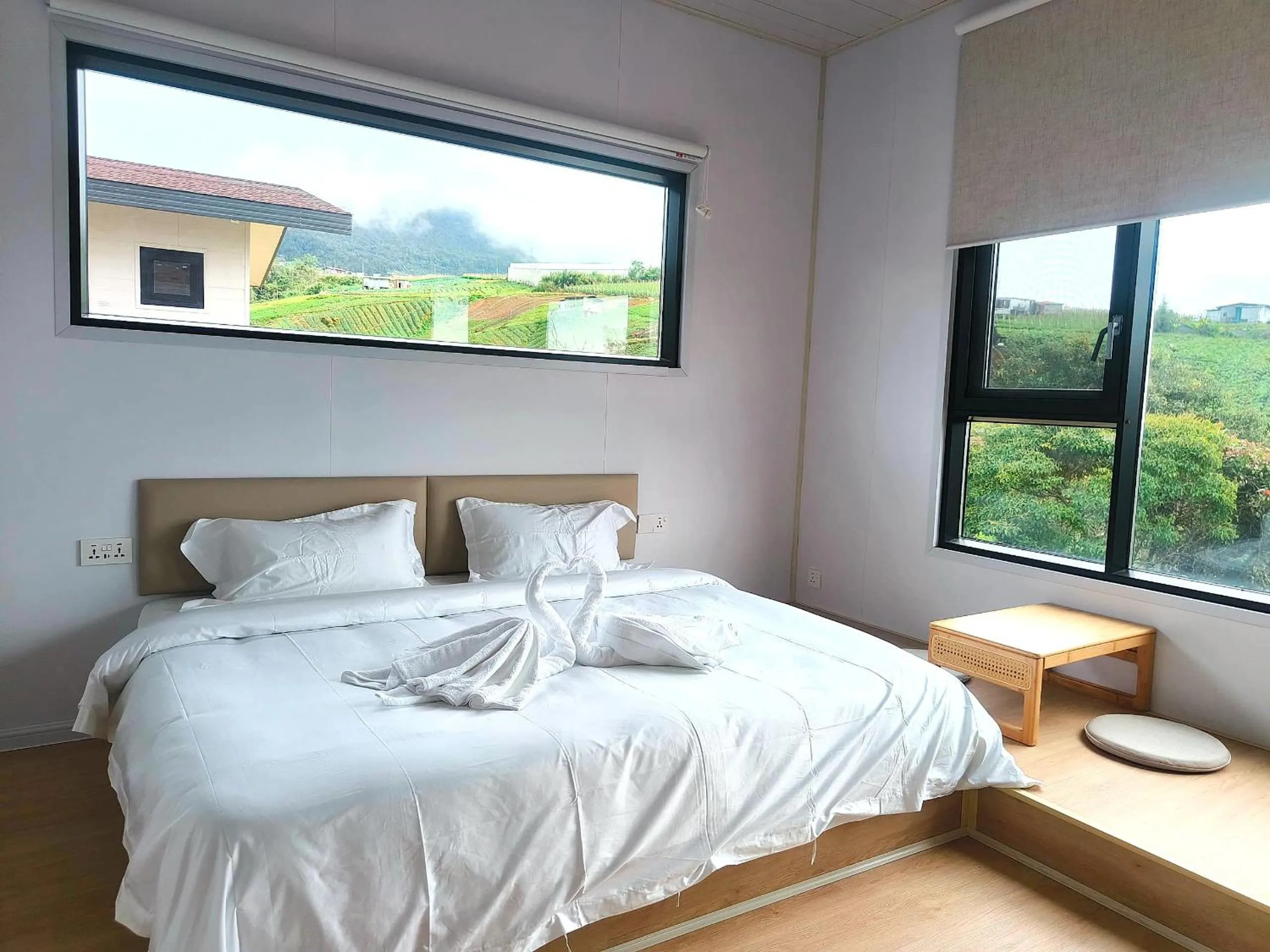 Bed in The Pampines Villa, Mount Kinabalu