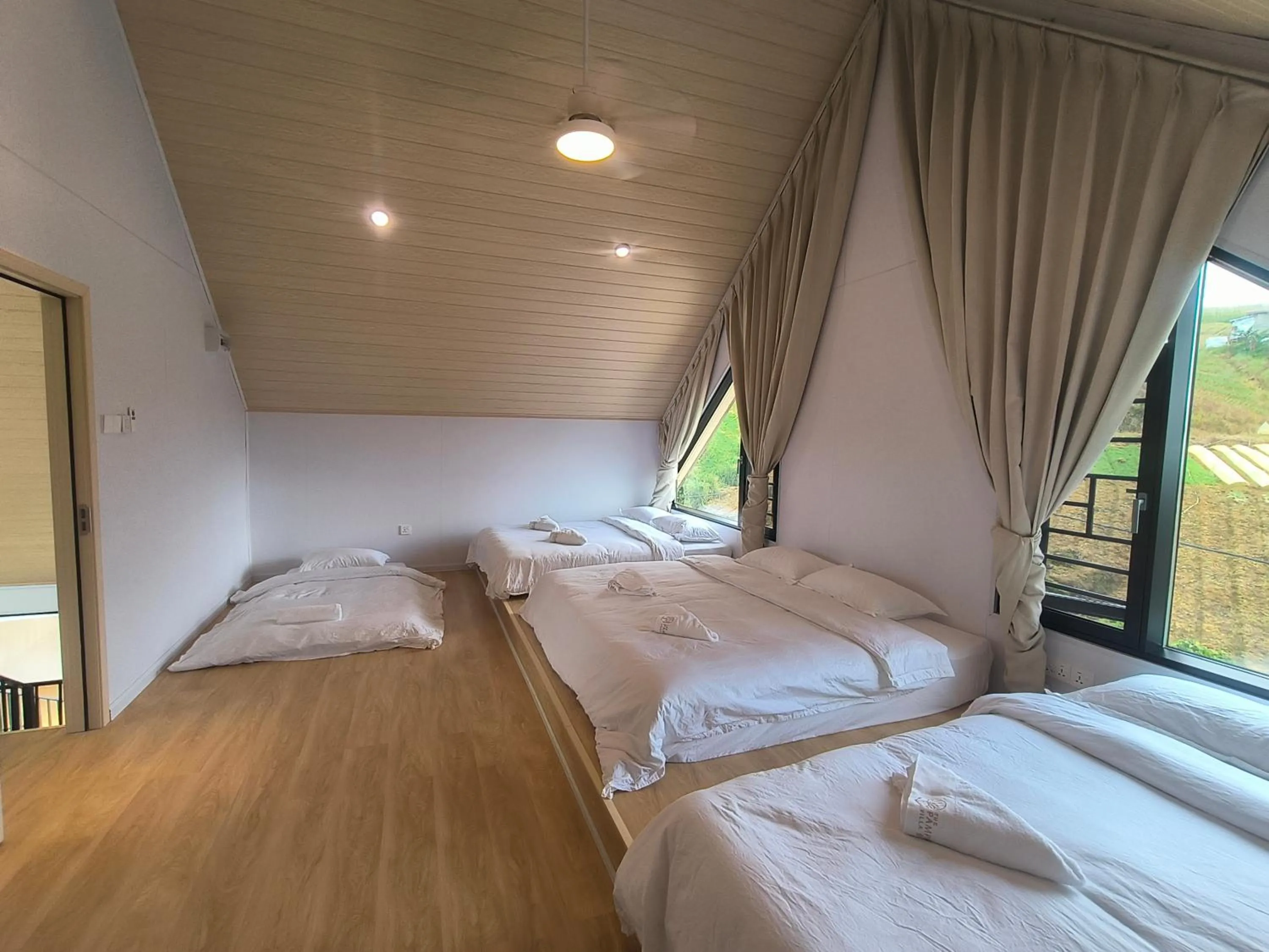 Bed in The Pampines Villa, Mount Kinabalu