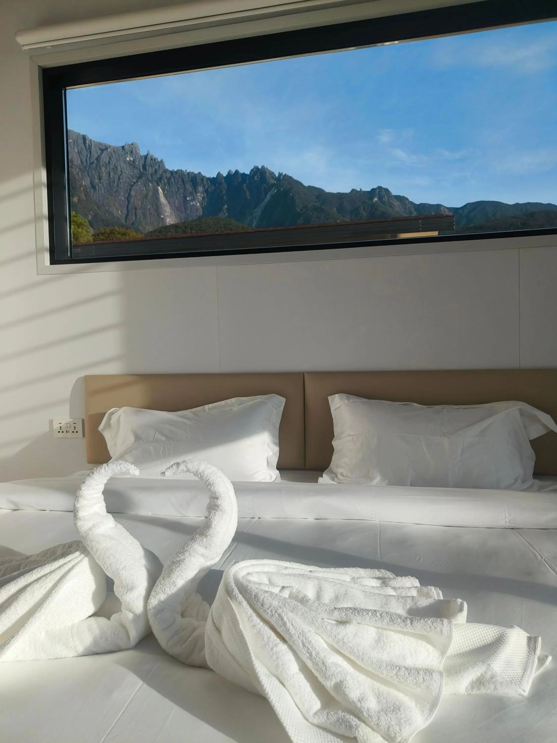Bed in The Pampines Villa, Mount Kinabalu