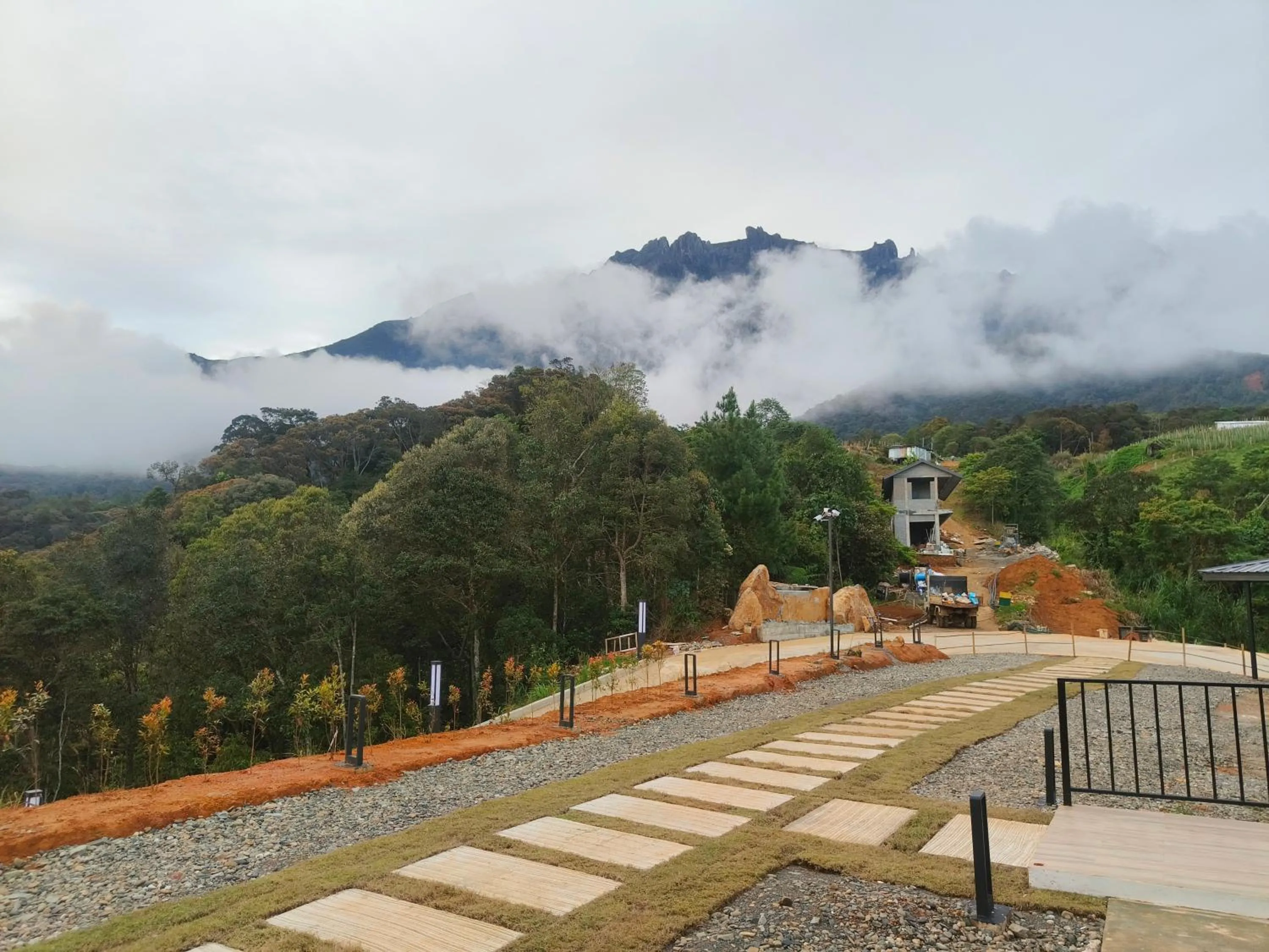 The Pampines Villa, Mount Kinabalu