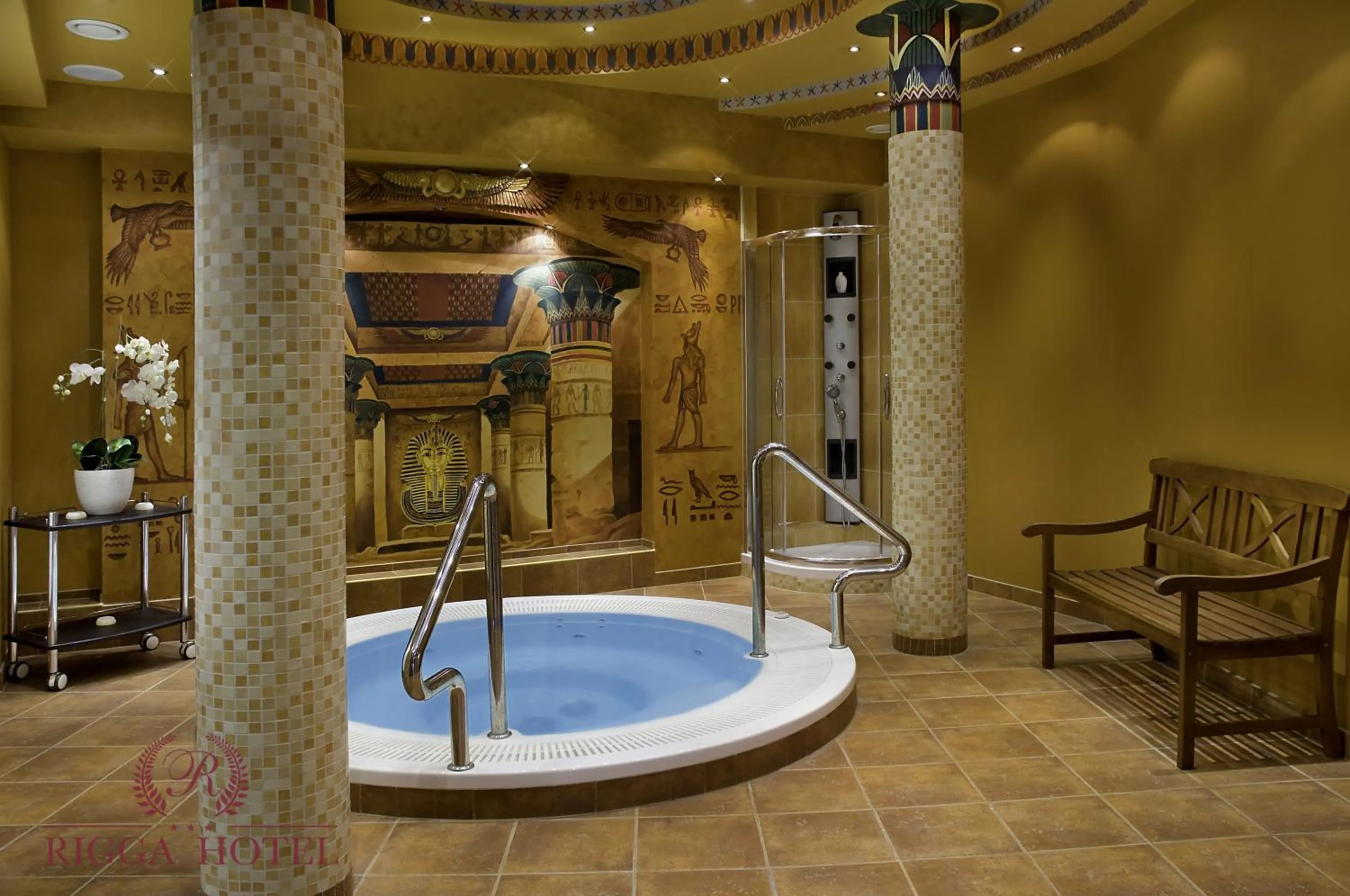 Hot Tub in Hotel Rigga