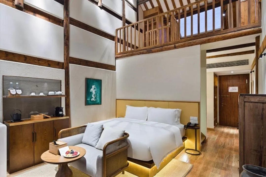 Bed in Ancient Charm Inn Chengdu