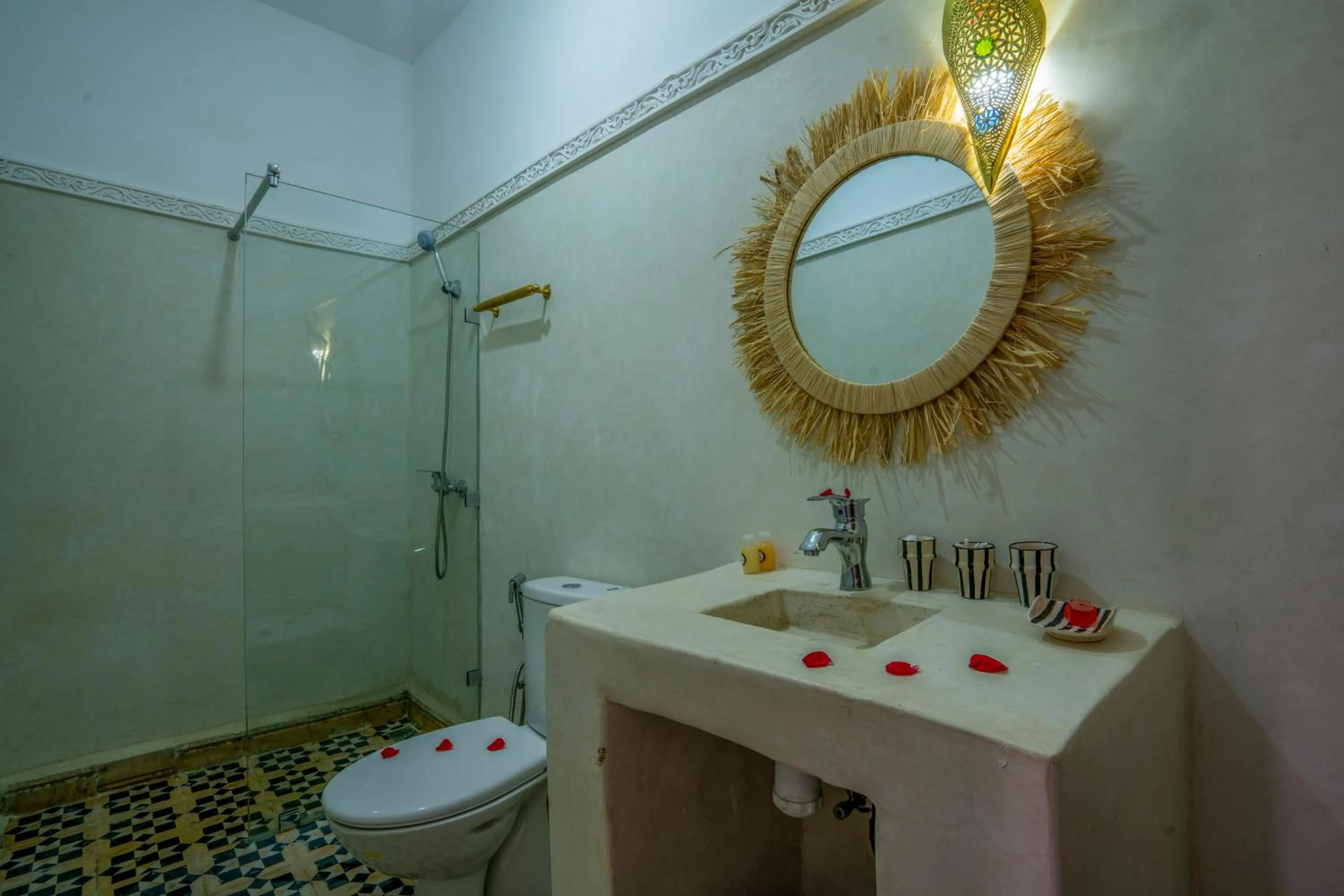 Bathroom in Riad Lalla Zineb & SPA