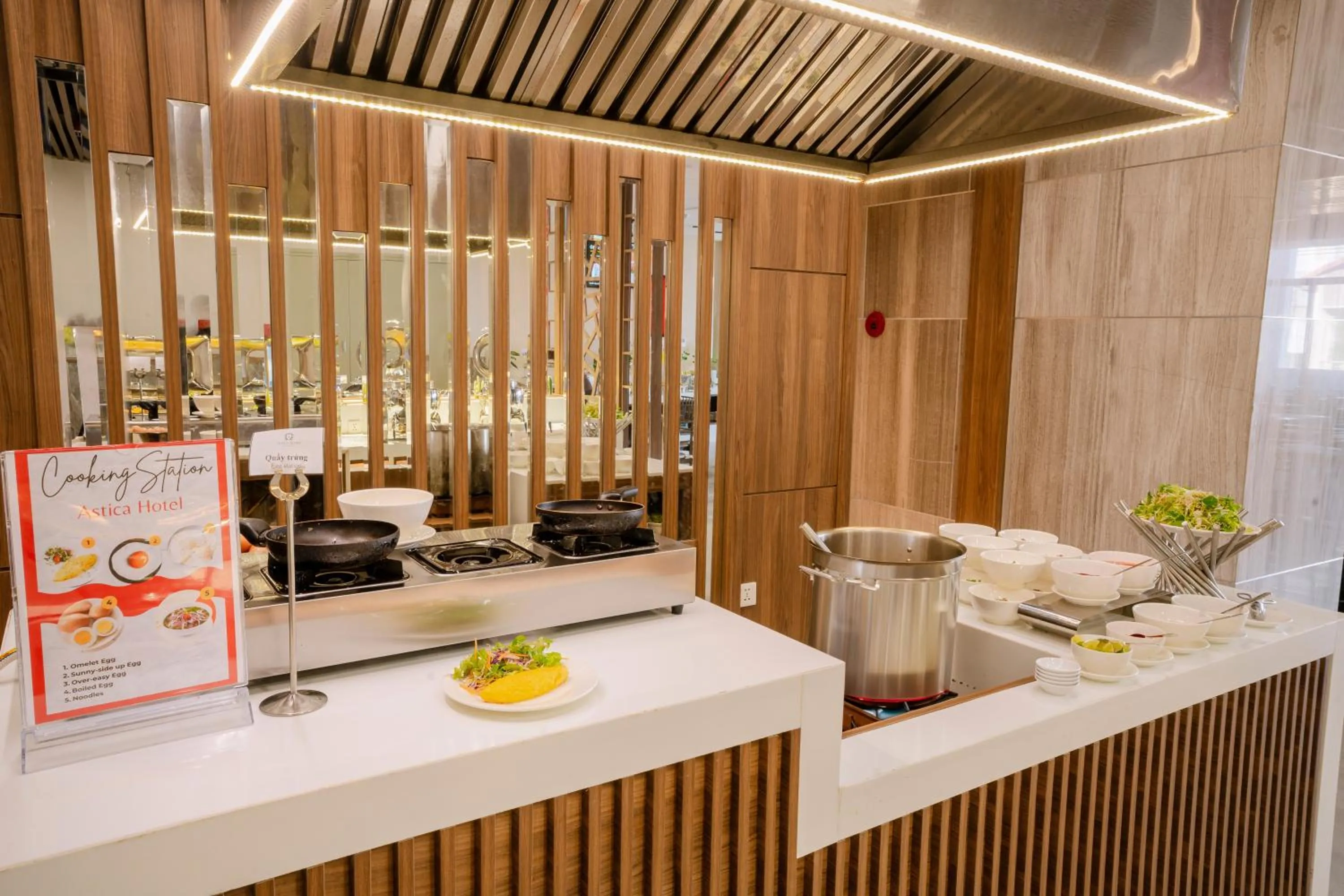 Restaurant/places to eat in Astica Hotel Nha trang