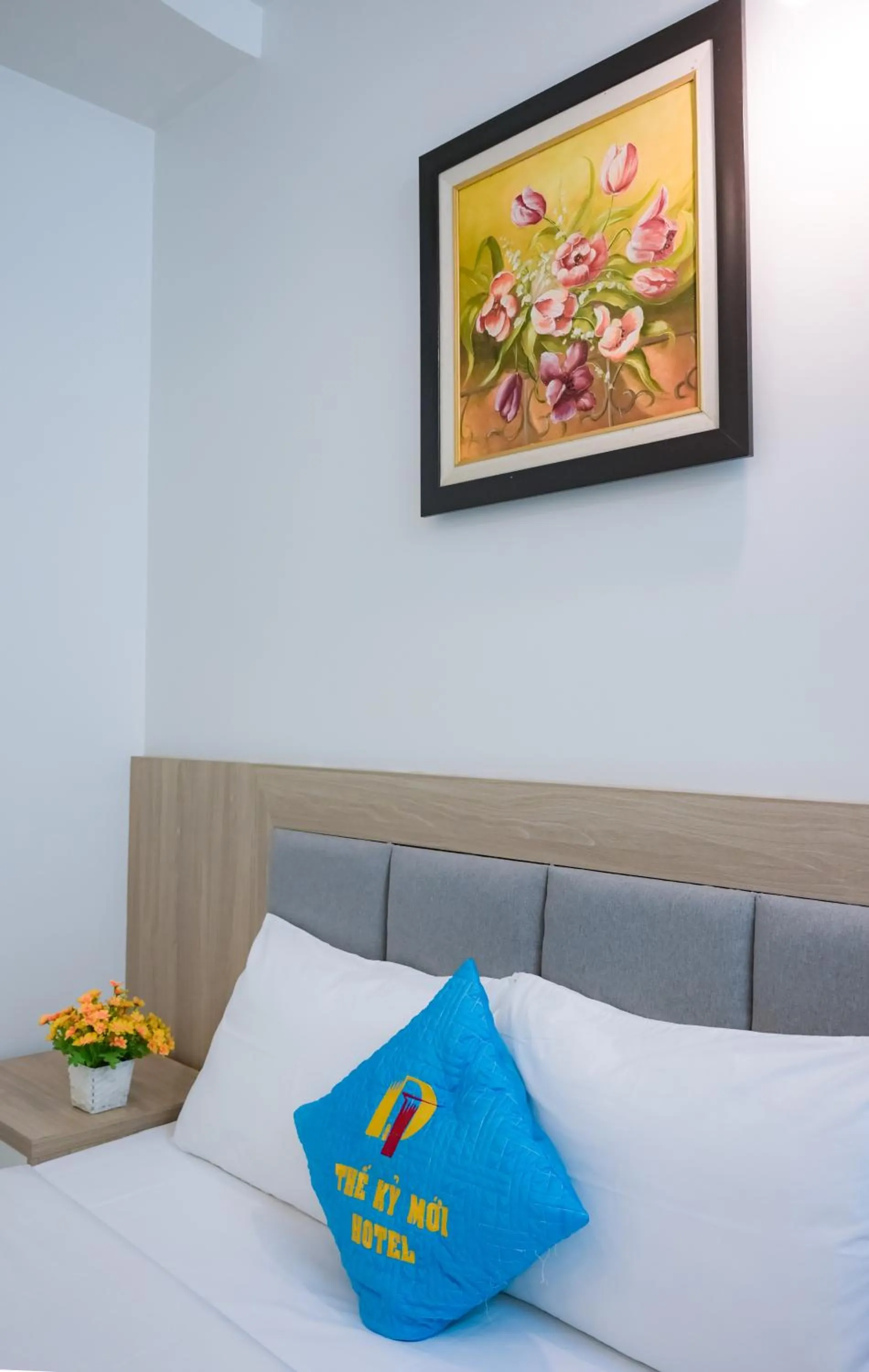 Bed in Khách sạn Thế Kỷ Mới