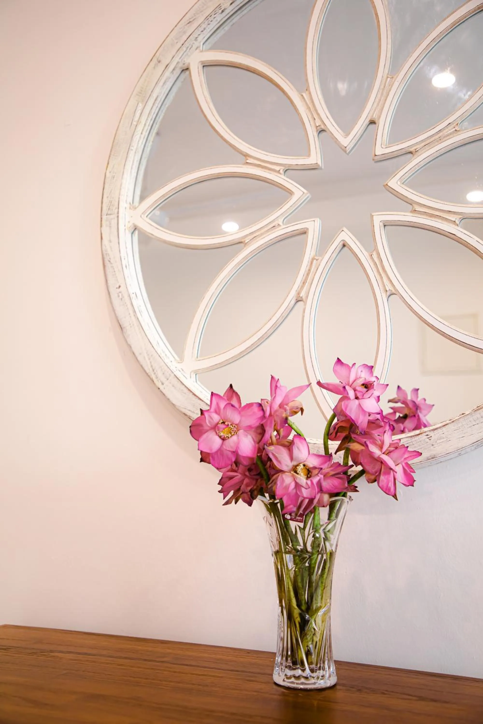 Decorative detail in Ravo Hotel