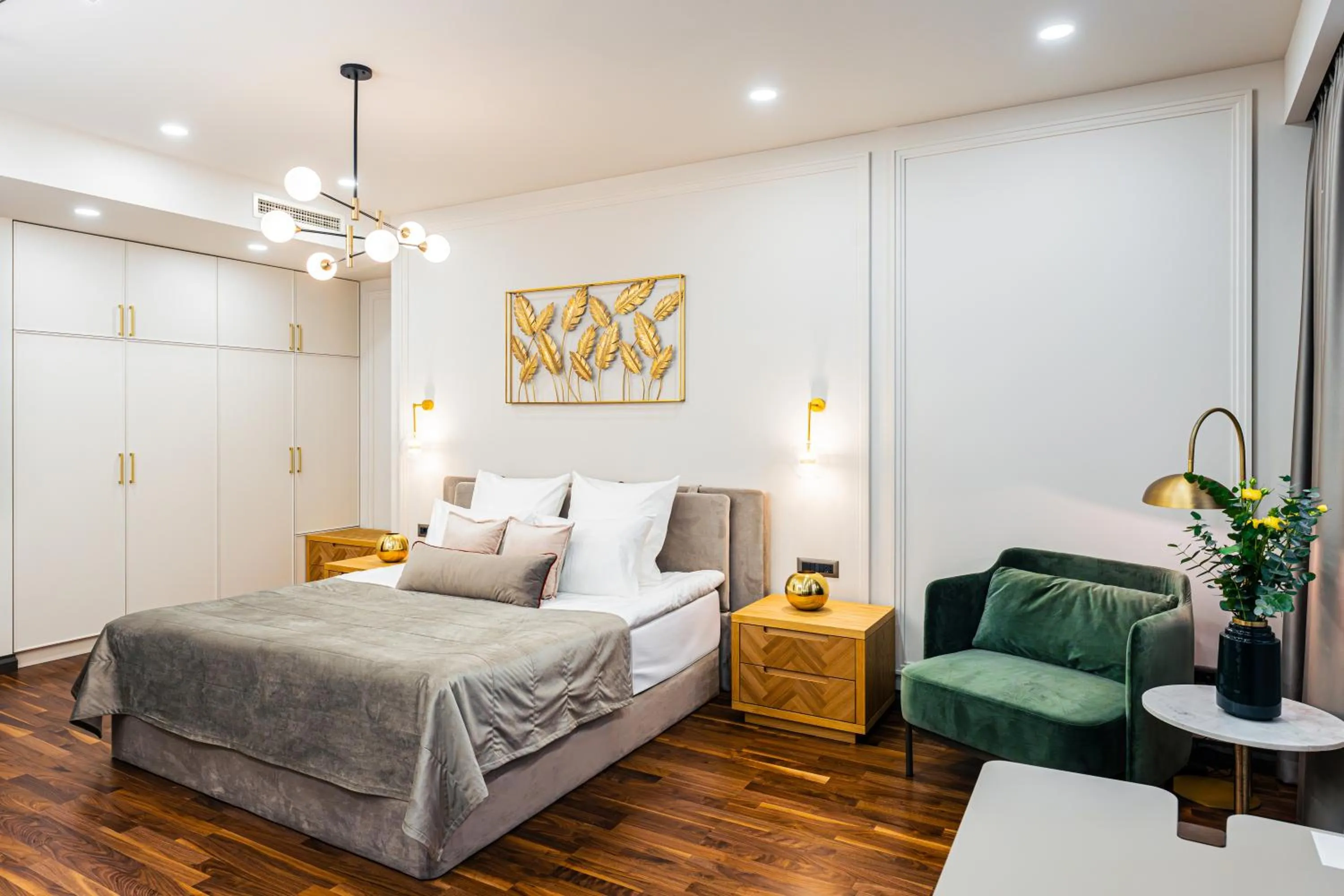 HOTEL METROPOL Club House