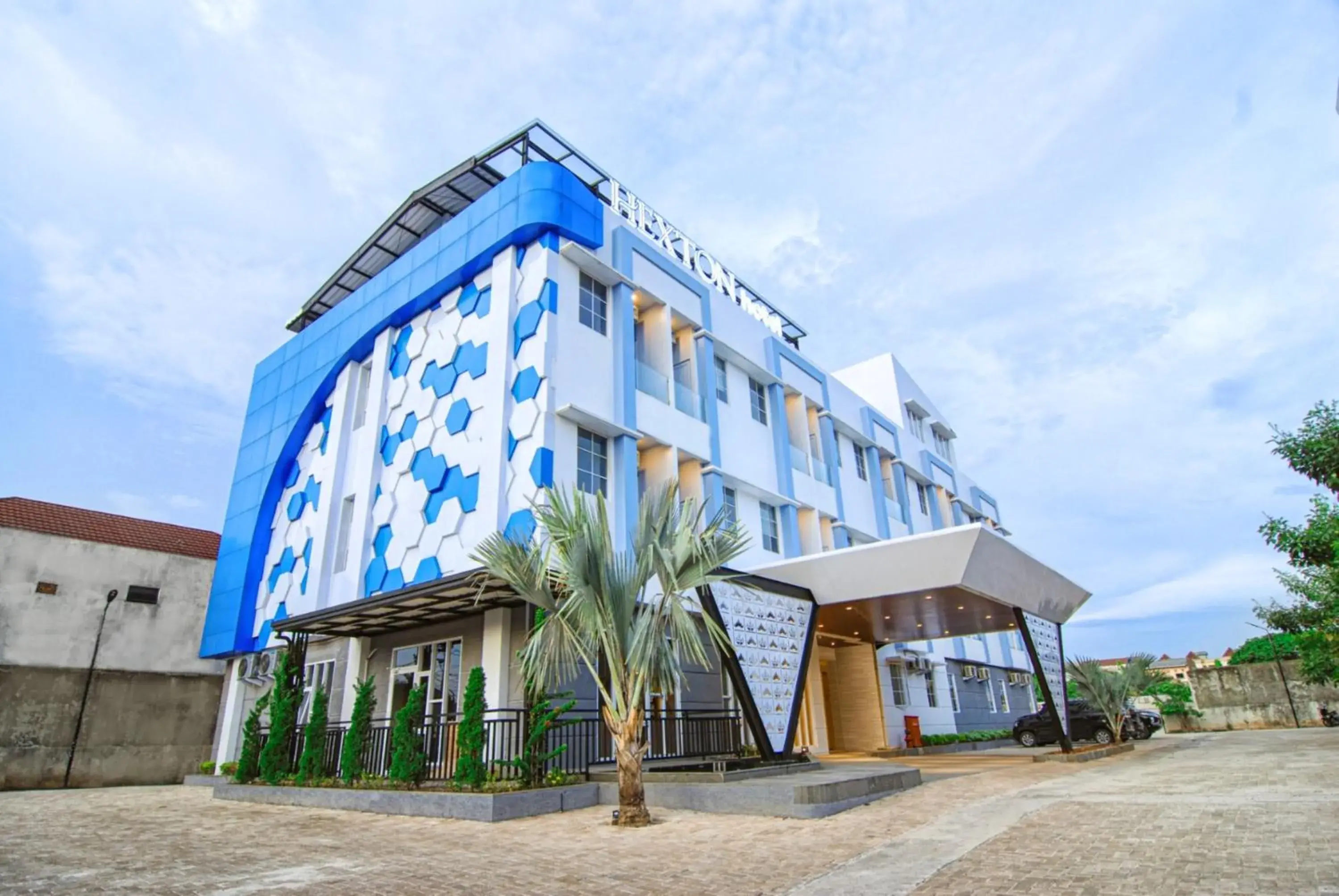 Property building in Hexton Hotel Lampung by Amazing Property building in Hexton Hotel Lampung by Amazing