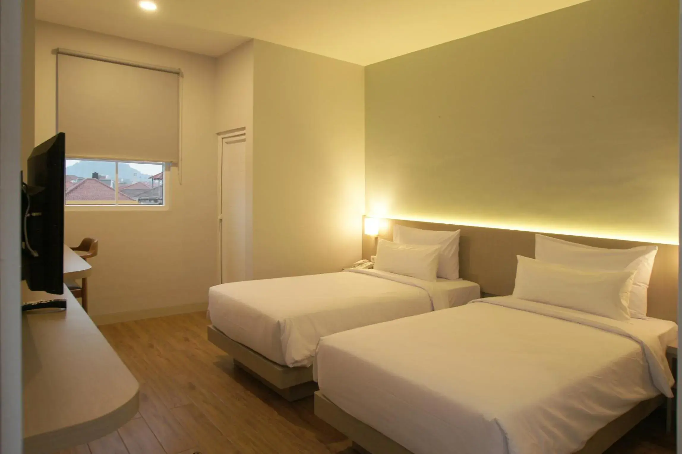 Bed in Hexton Hotel Lampung by Amazing Bed in Hexton Hotel Lampung by Amazing