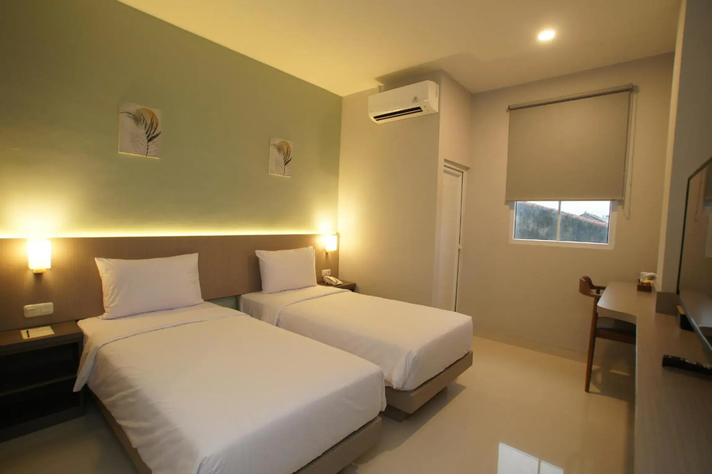 Bed in Hexton Hotel Lampung by Amazing Bed in Hexton Hotel Lampung by Amazing