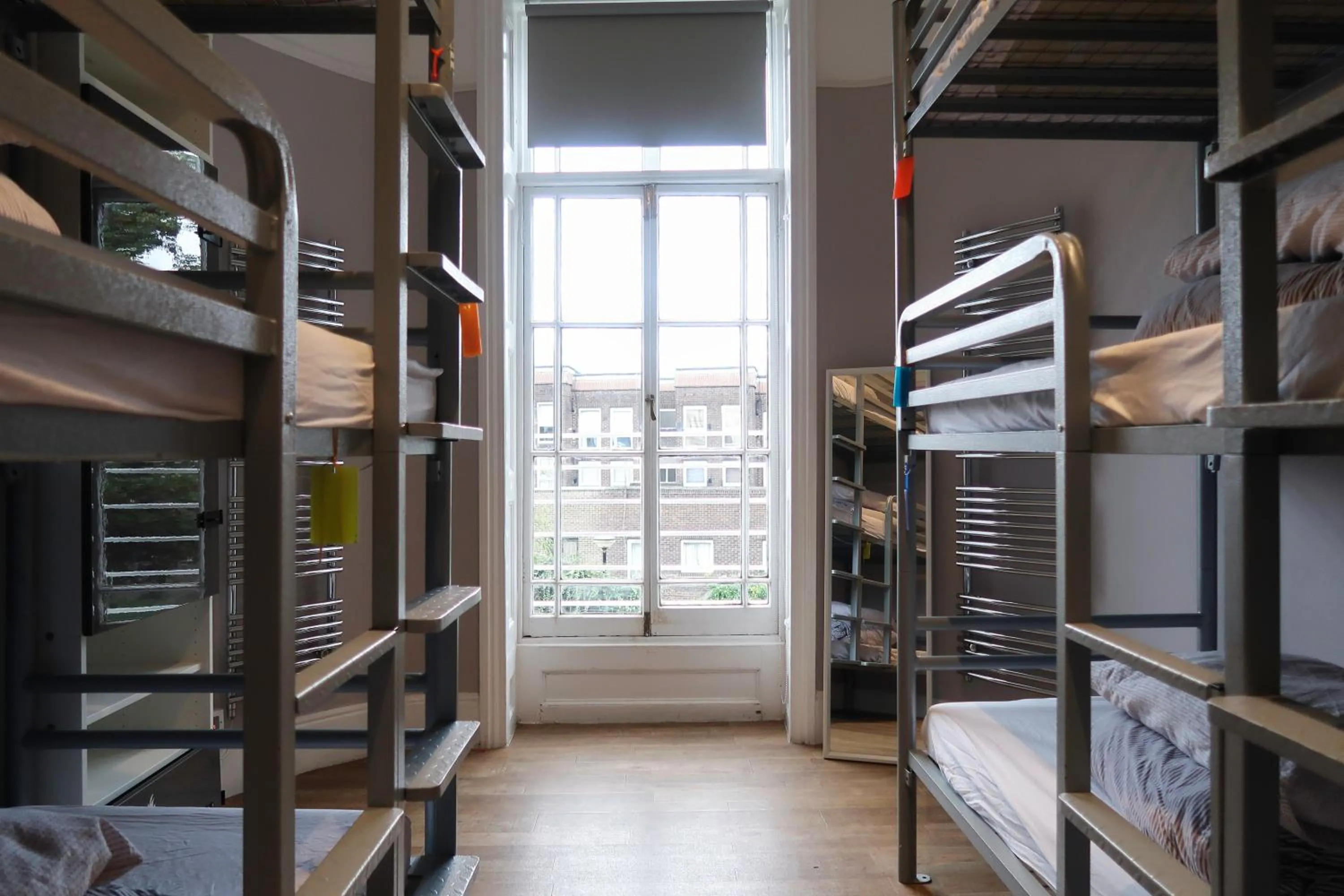 Bedroom, Bed in Prime Backpackers Angel