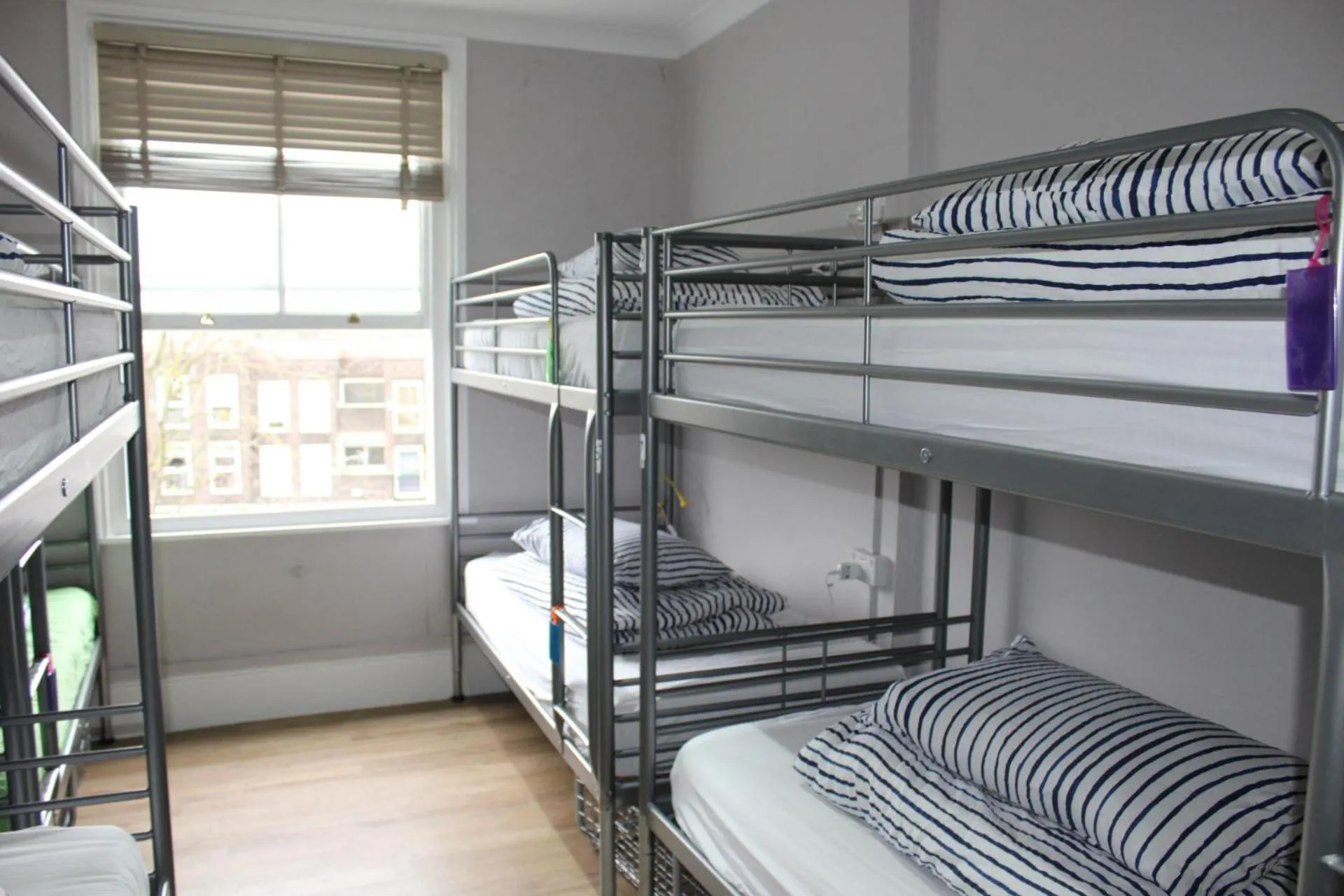 bunk bed, Bed in Prime Backpackers Angel