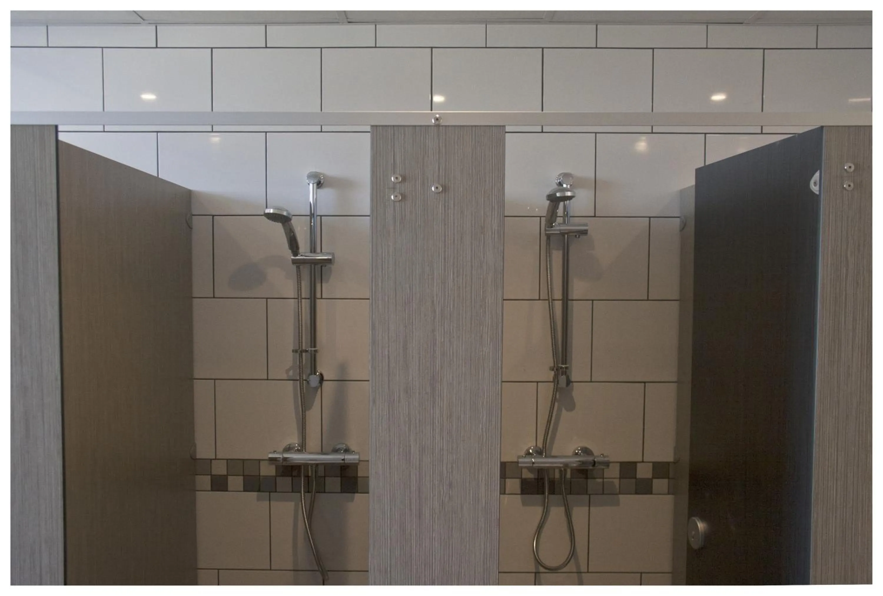 Bathroom in Prime Backpackers Angel