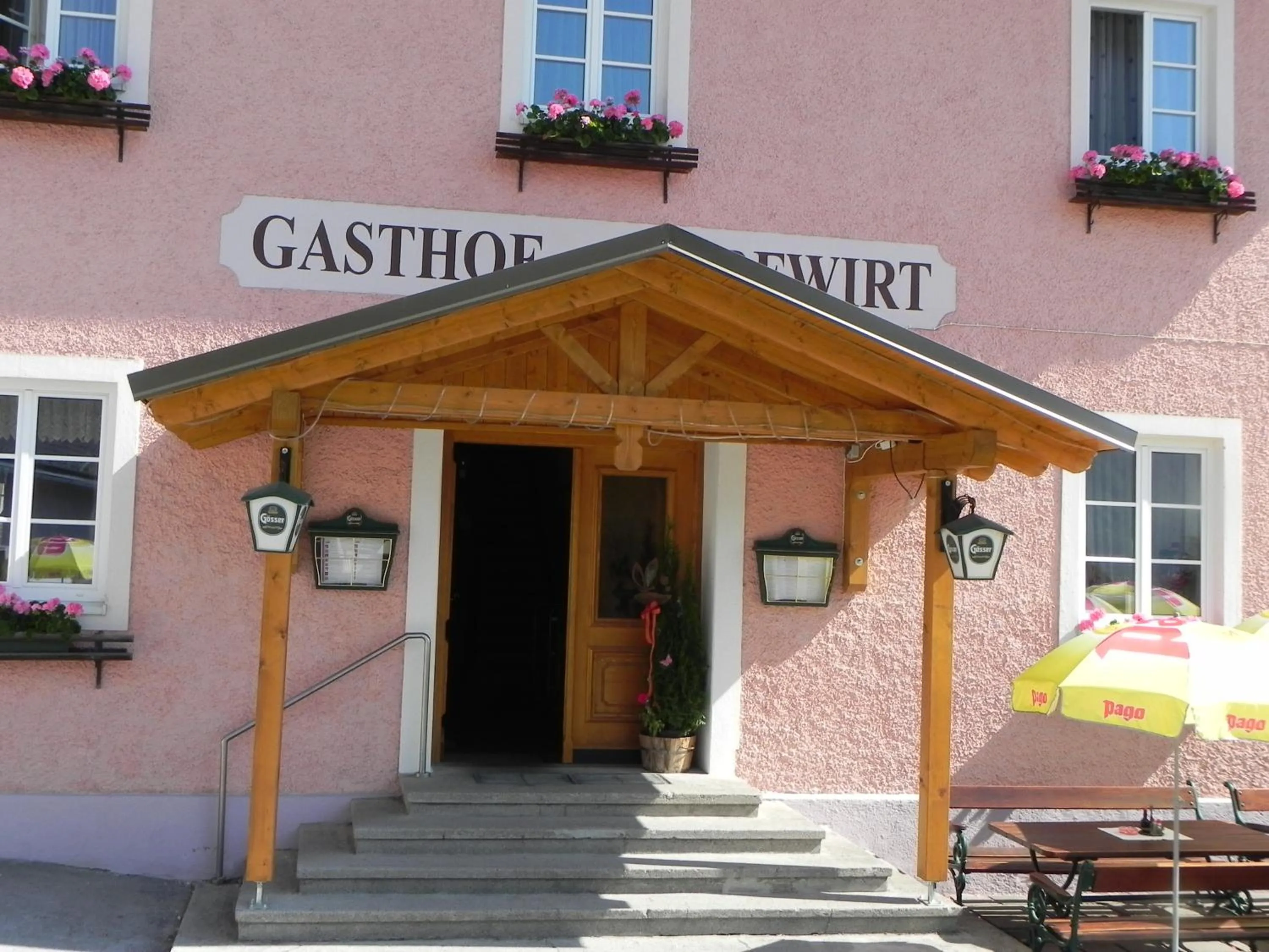 Facade/entrance in Gasthof Dorfwirt