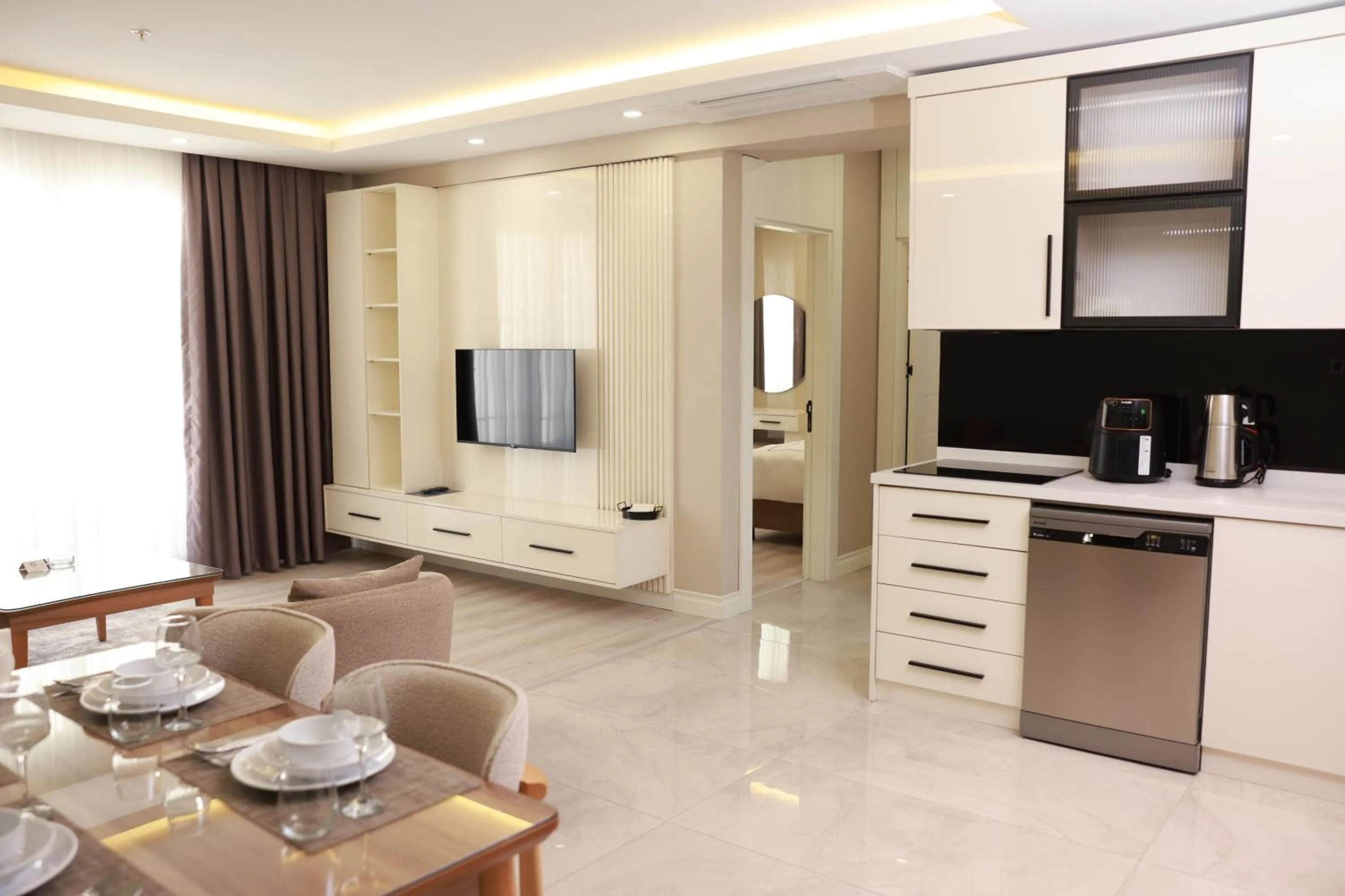 TV and multimedia in Anemon Diyarbakır Suit Hotel